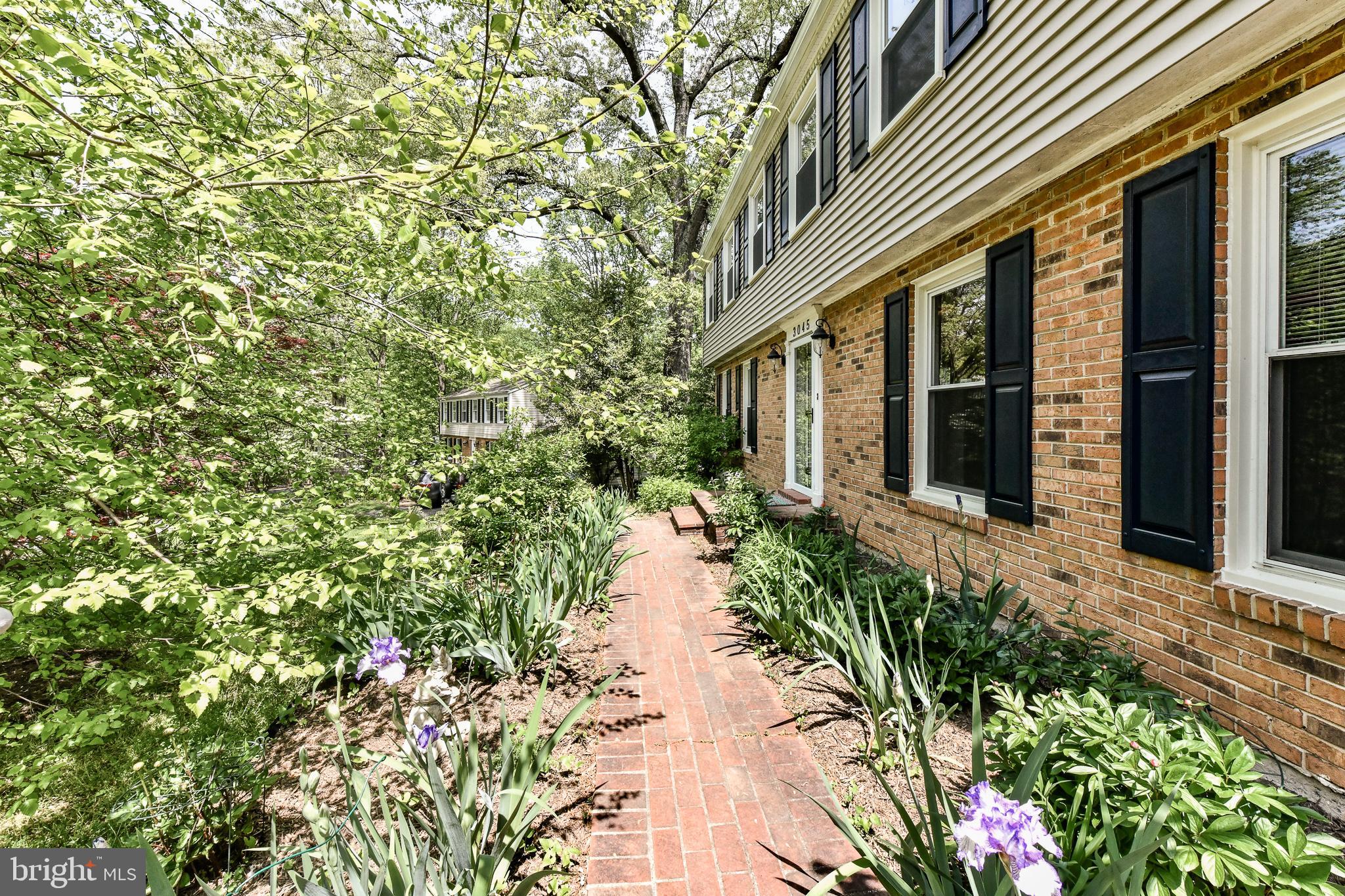 FOLKSTONE - Residential Lease