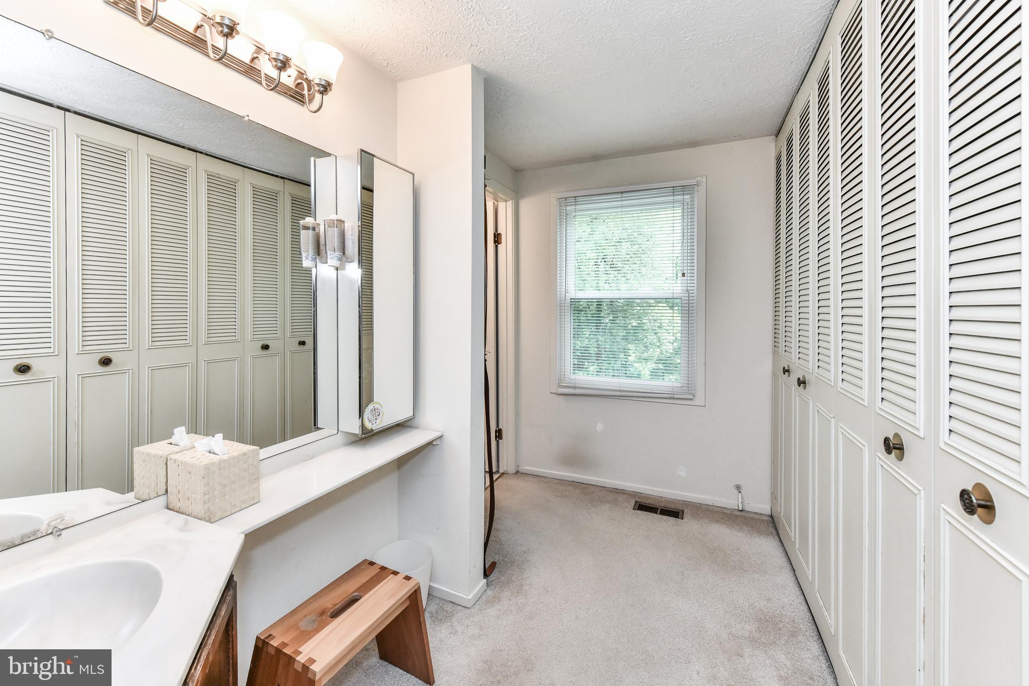 FOLKSTONE - Residential Lease