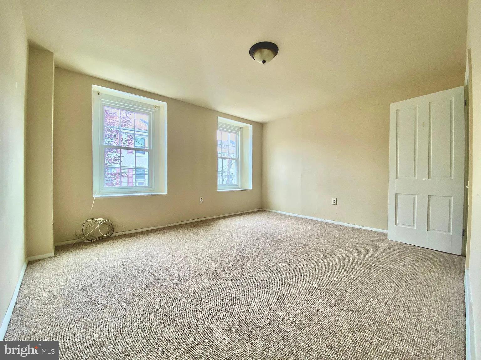 MANAYUNK - Residential Lease