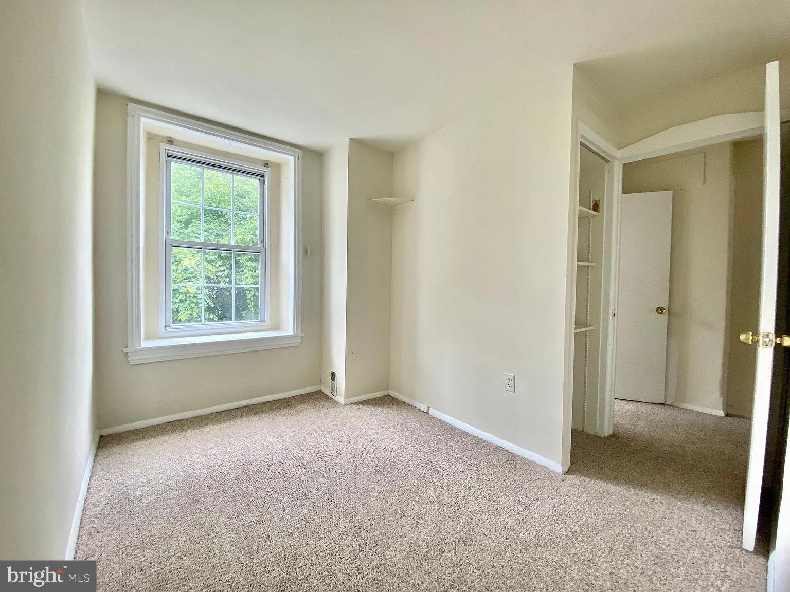 MANAYUNK - Residential Lease