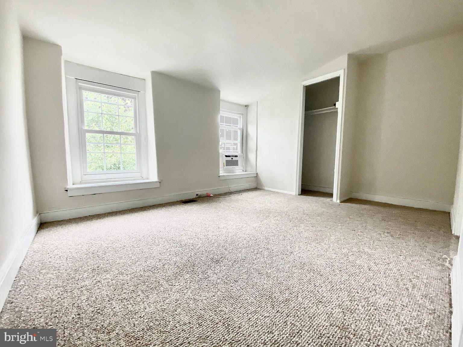 MANAYUNK - Residential Lease