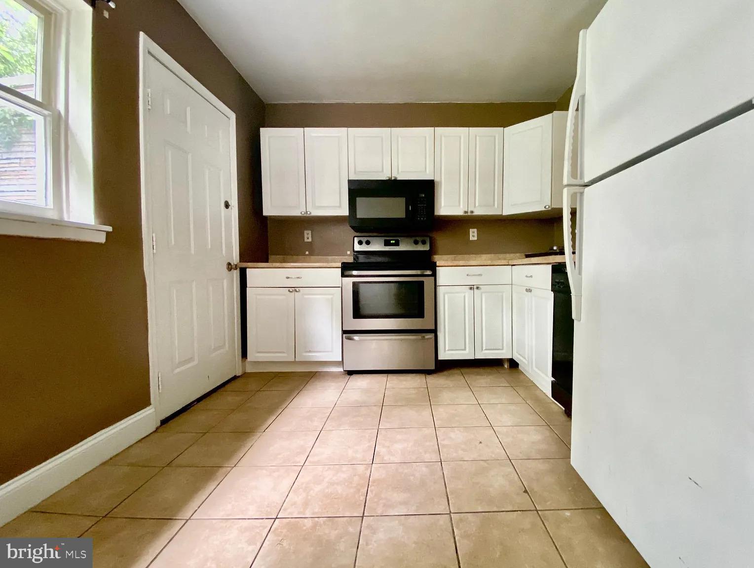 MANAYUNK - Residential Lease