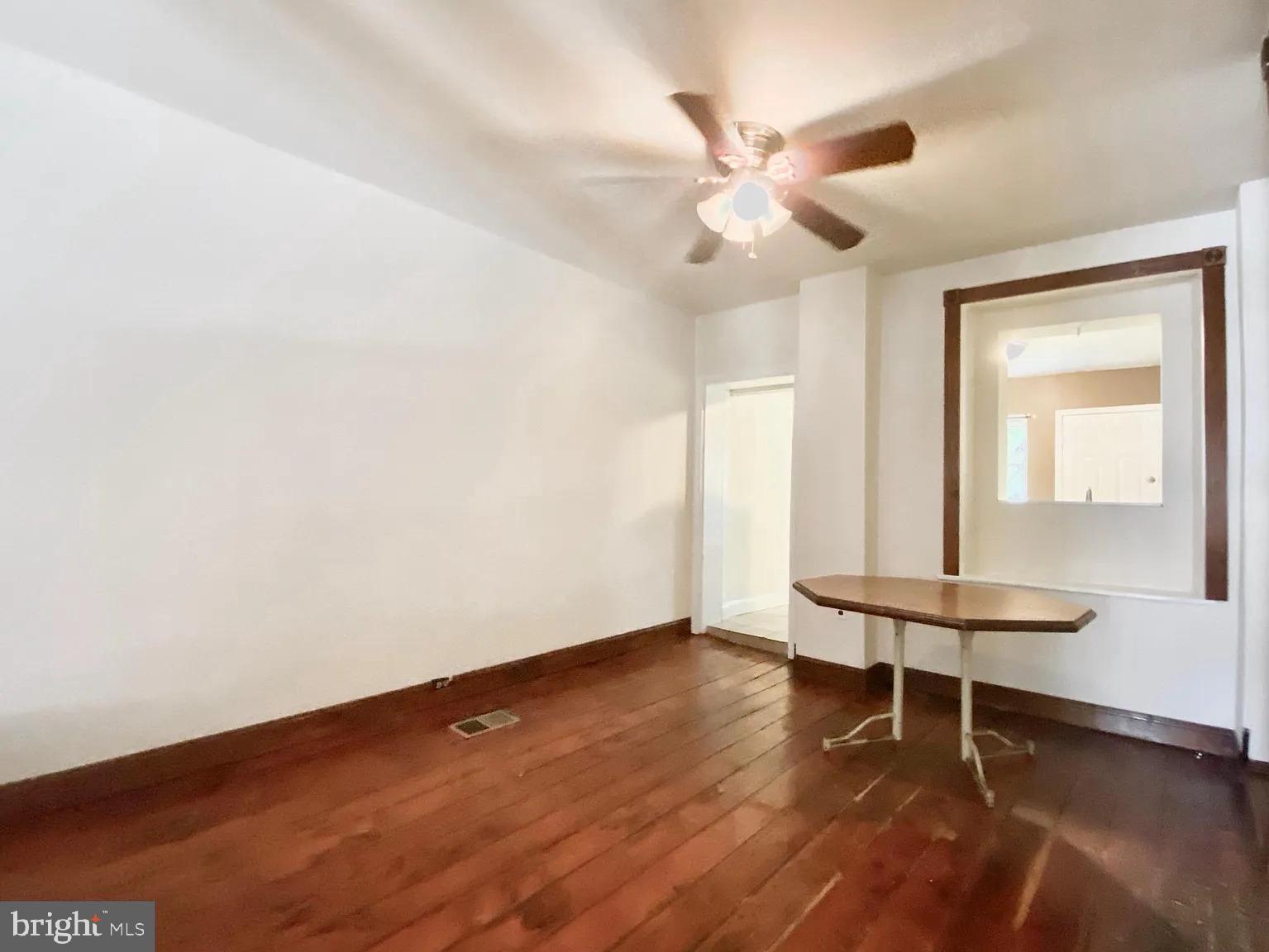 MANAYUNK - Residential Lease