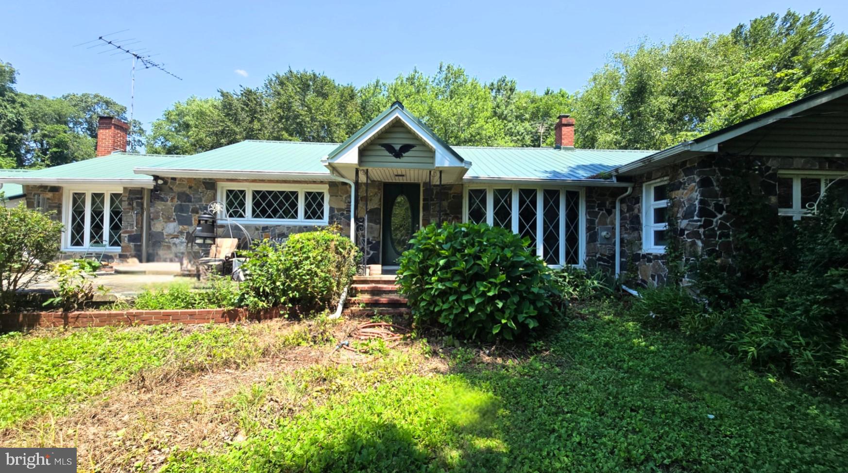 321 OLIVER GUESSFORD ROAD