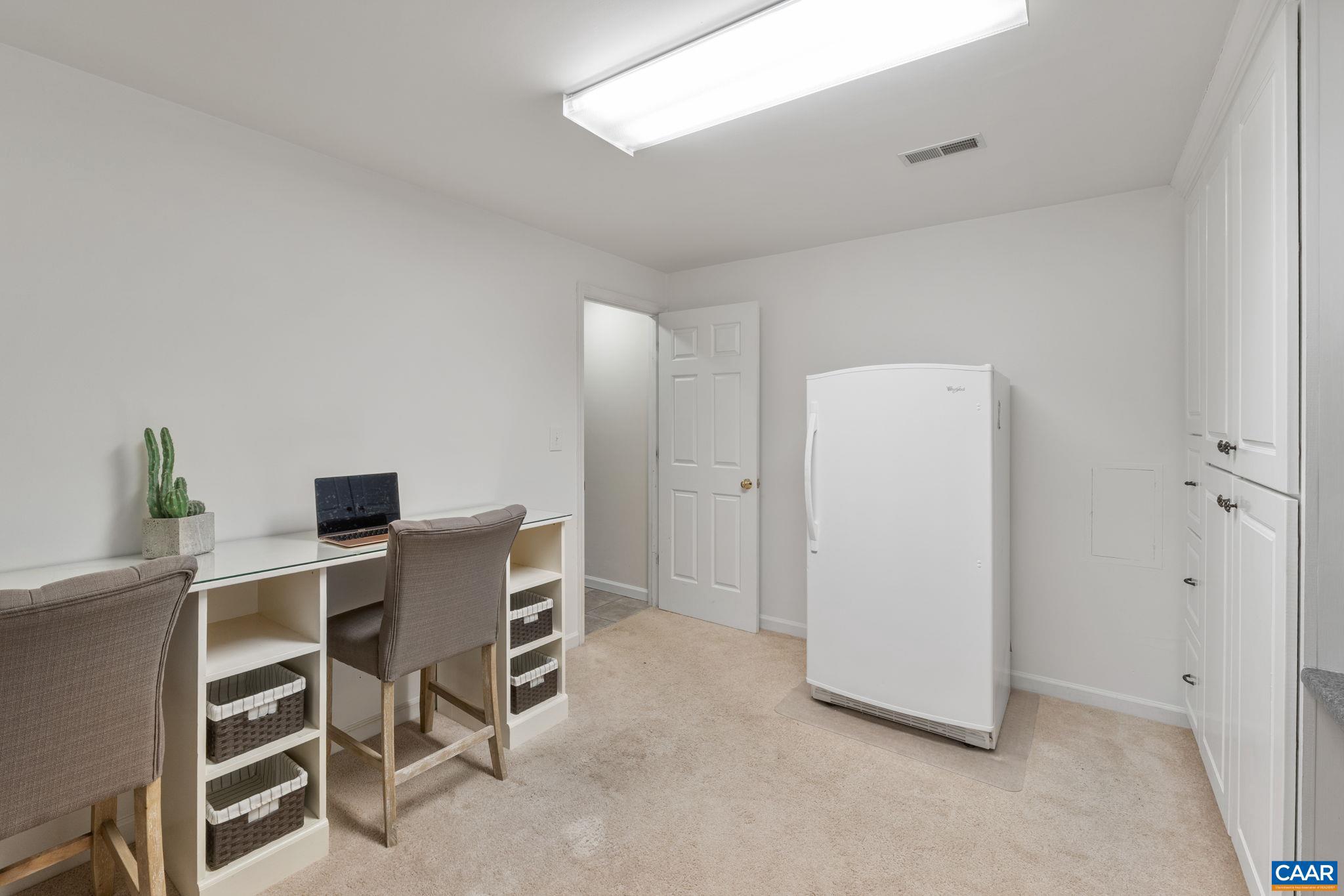 DUNLORA - Residential