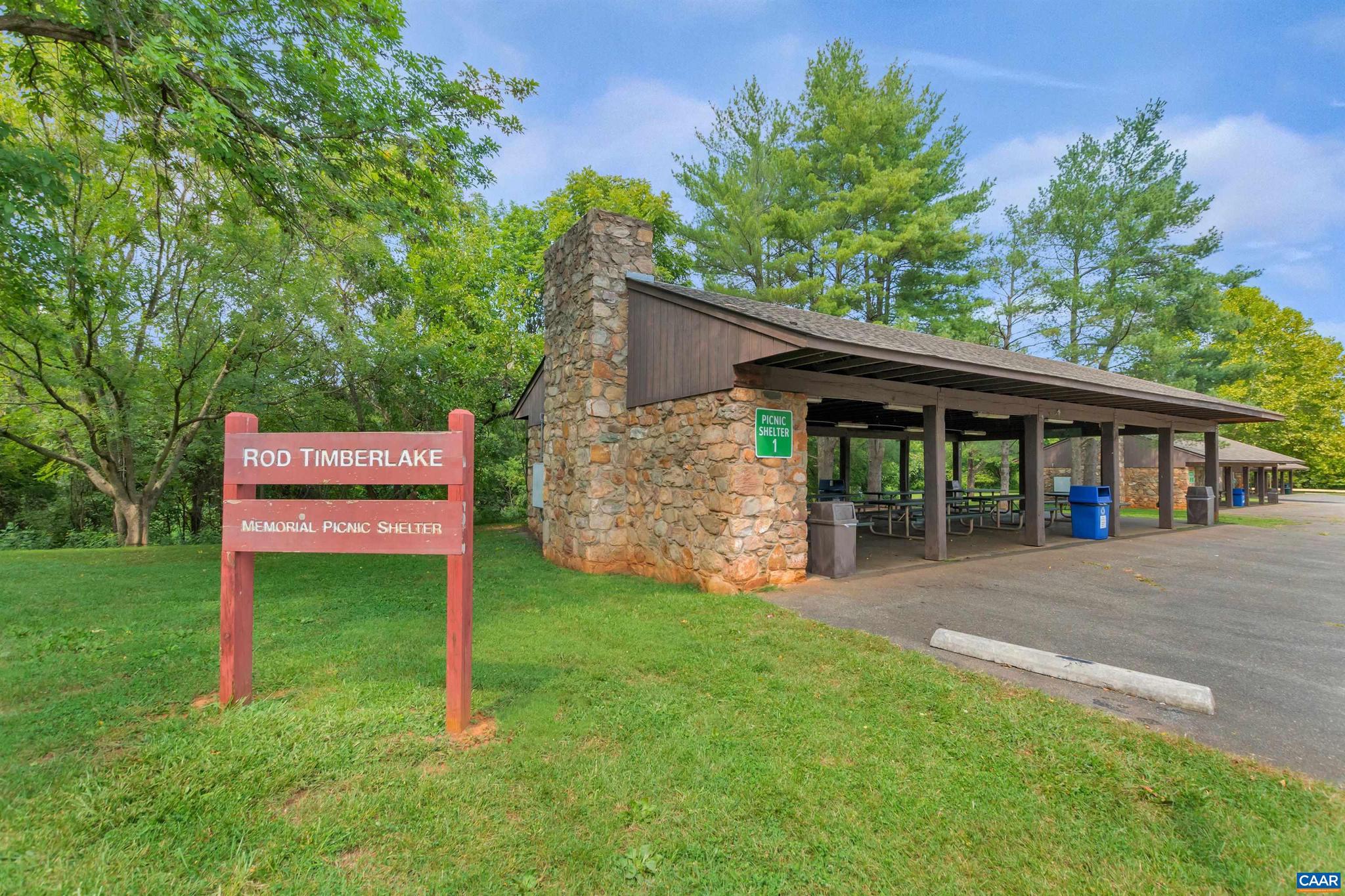 DUNLORA - Residential