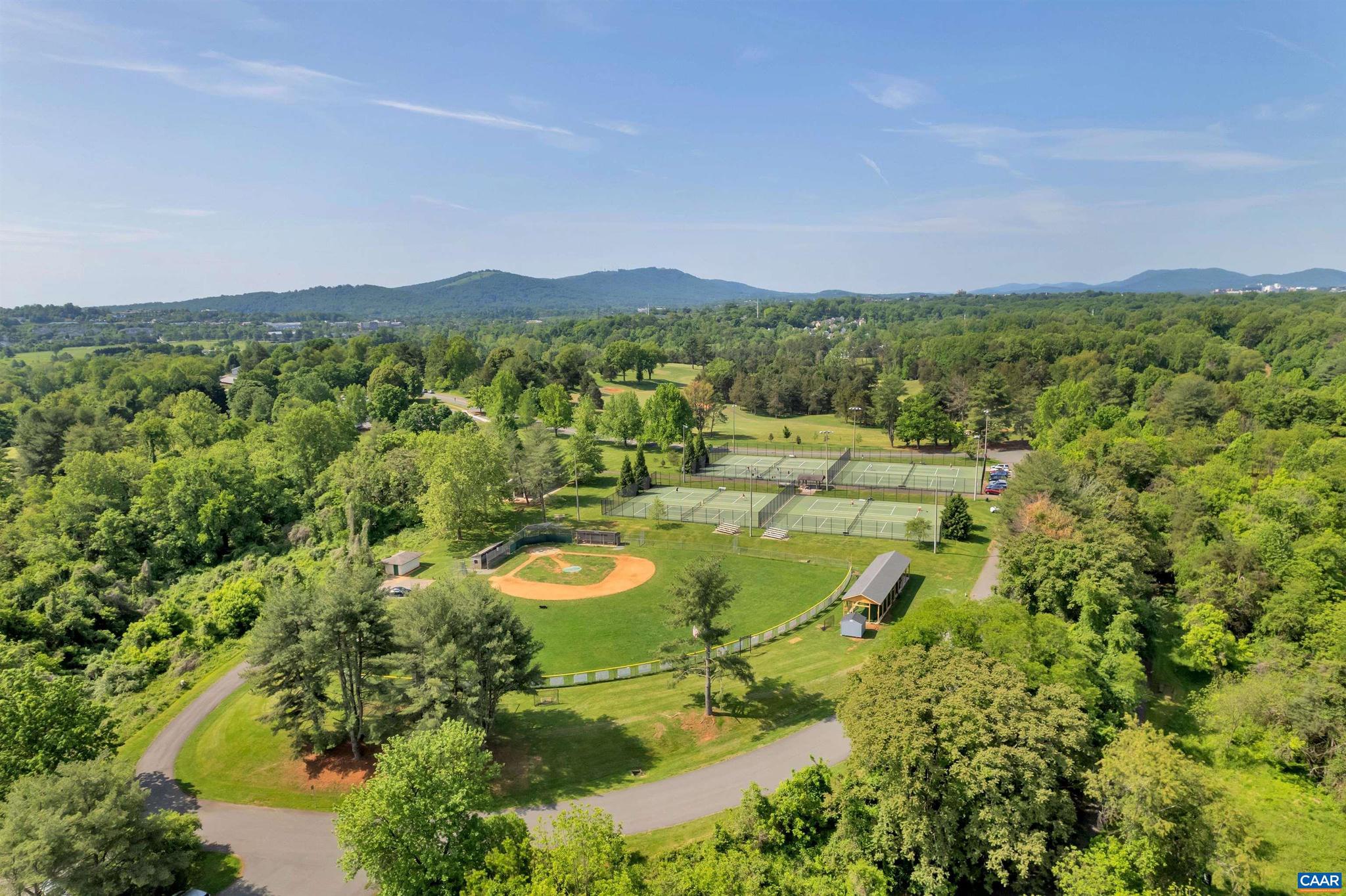 DUNLORA - Residential