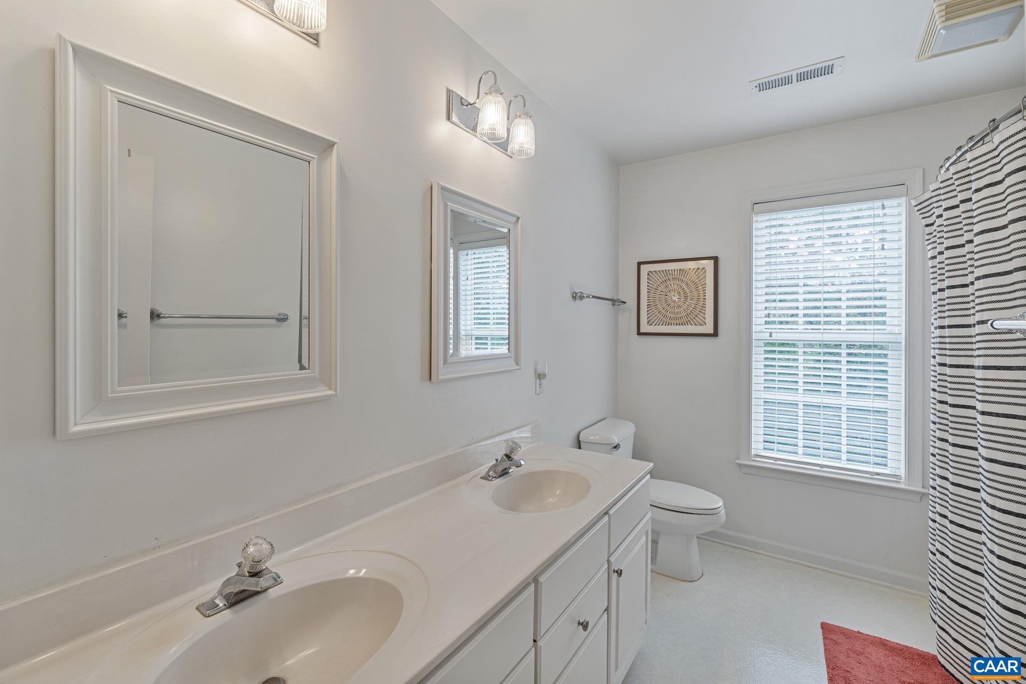 DUNLORA - Residential