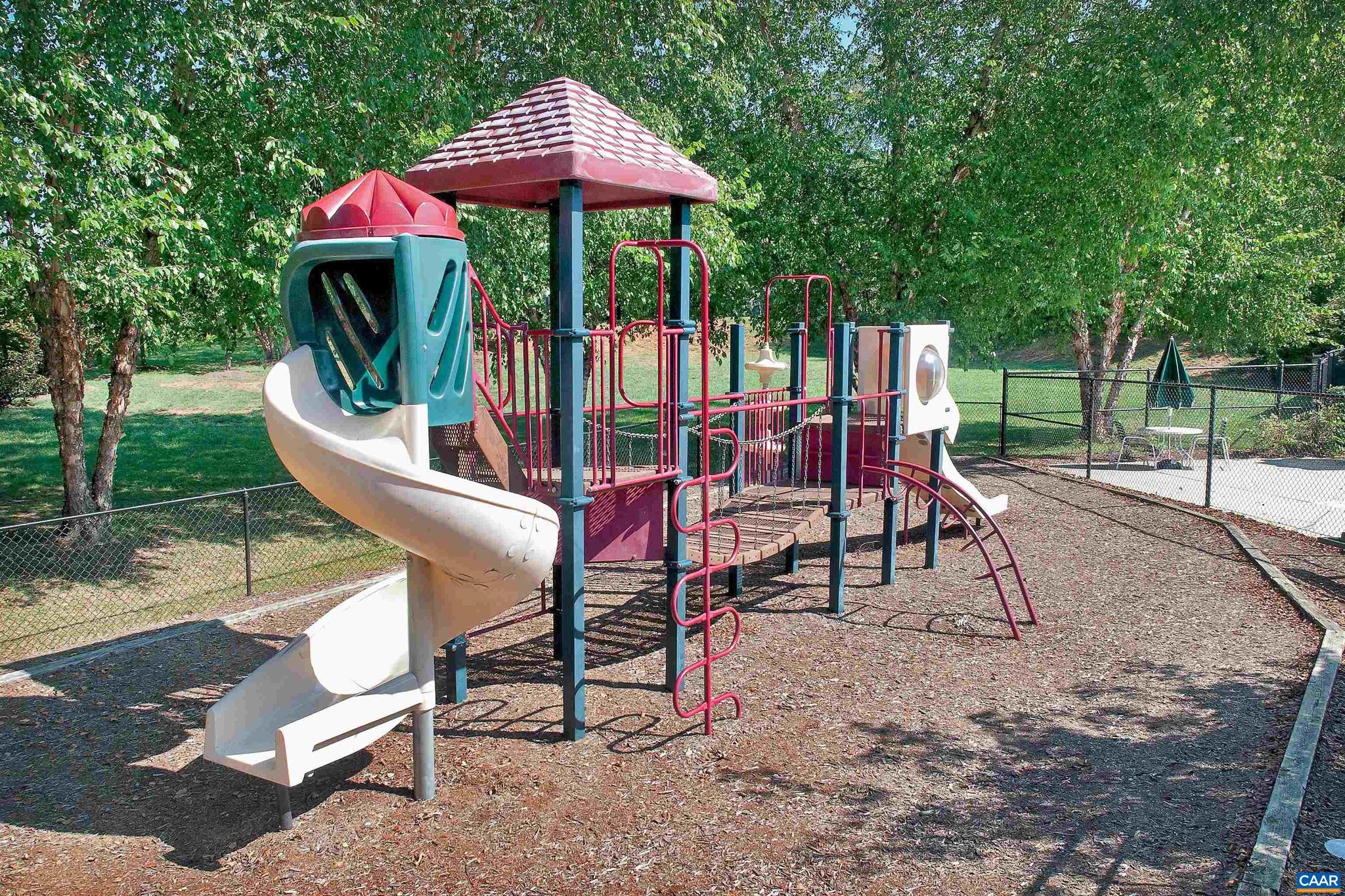 DUNLORA - Residential