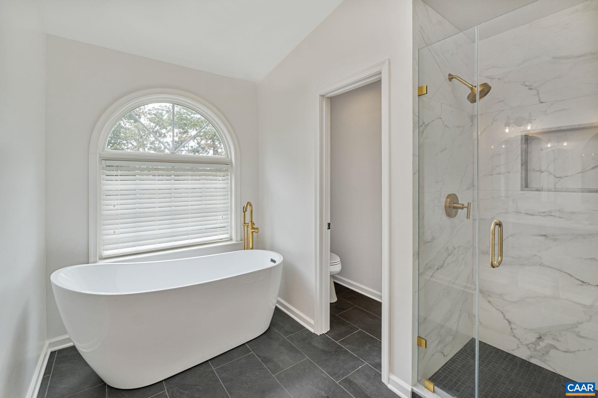 DUNLORA - Residential