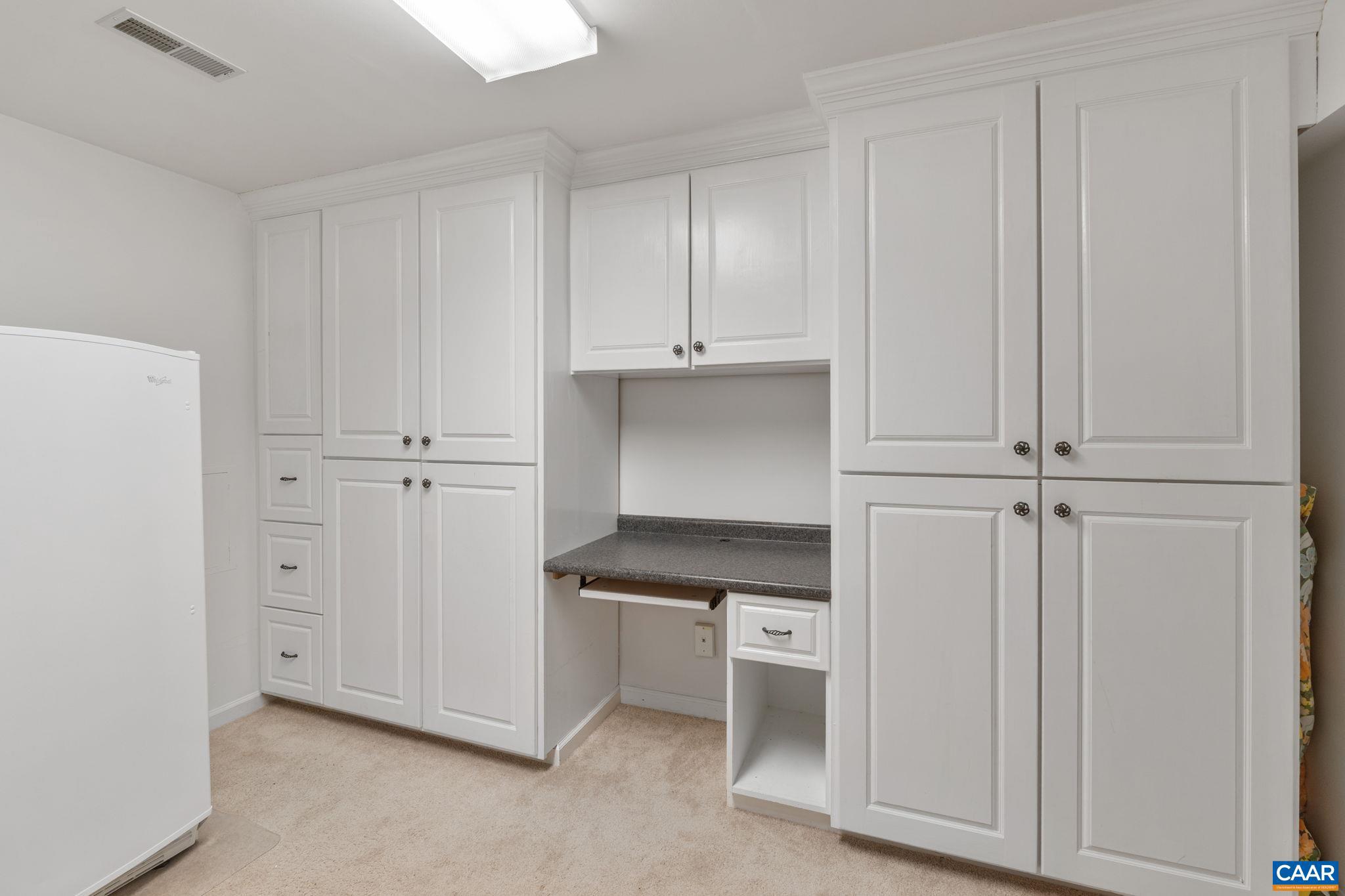 DUNLORA - Residential