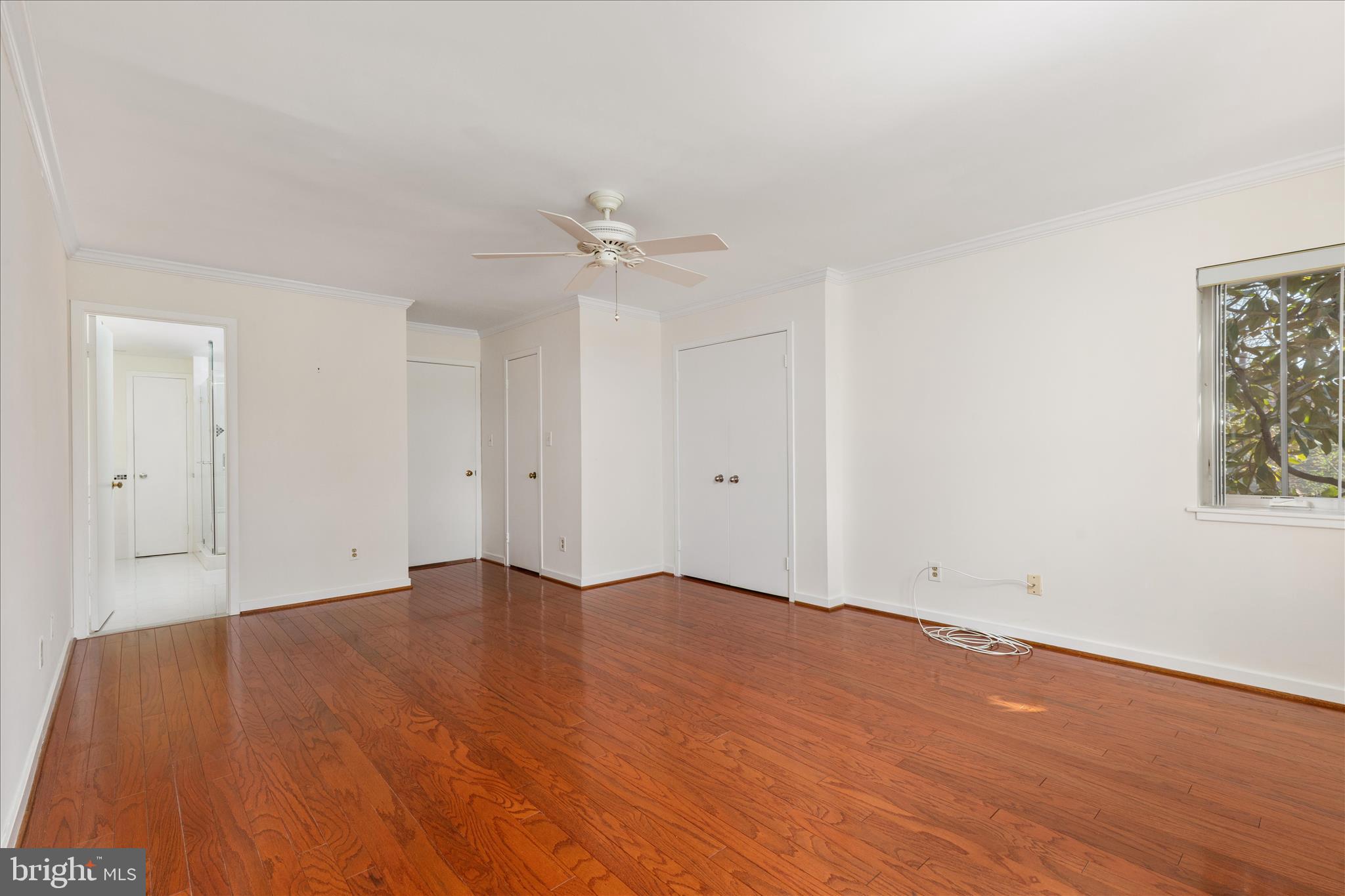 WATERFORD SQUARE - Residential