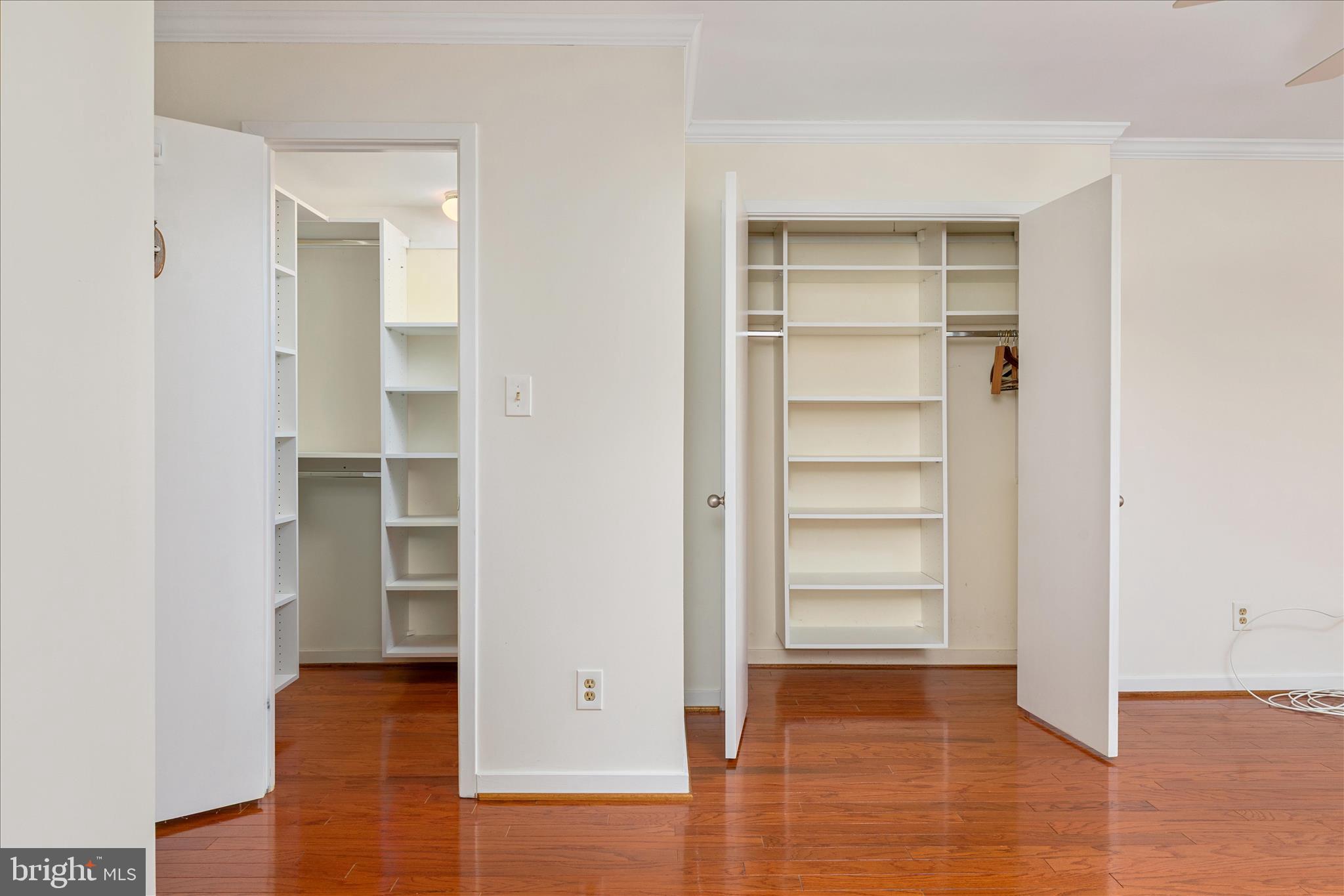 WATERFORD SQUARE - Residential