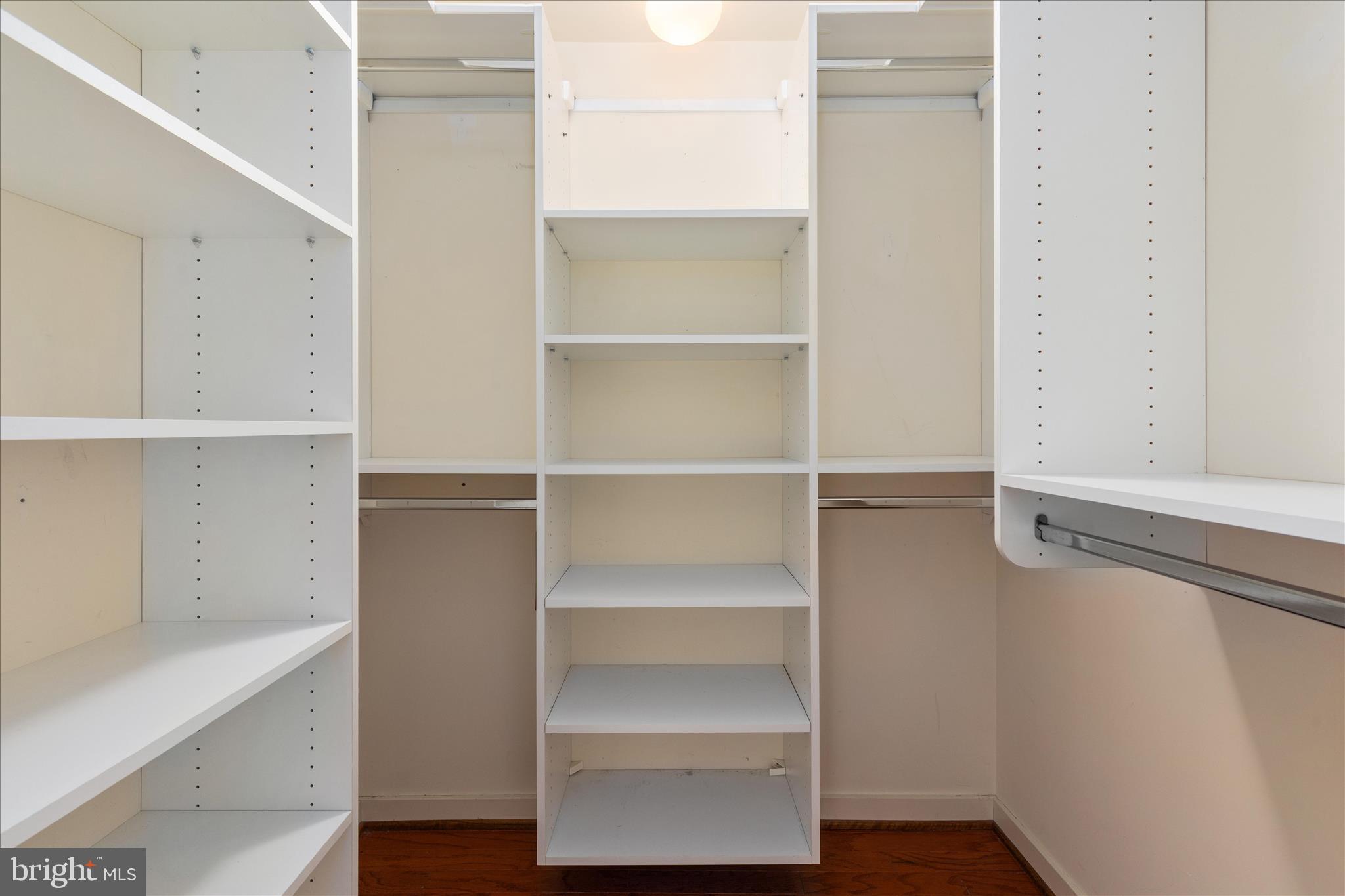 WATERFORD SQUARE - Residential