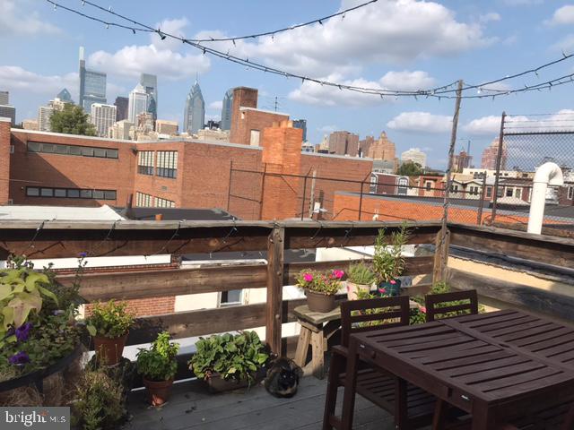 GRADUATE HOSPITAL - Residential Lease