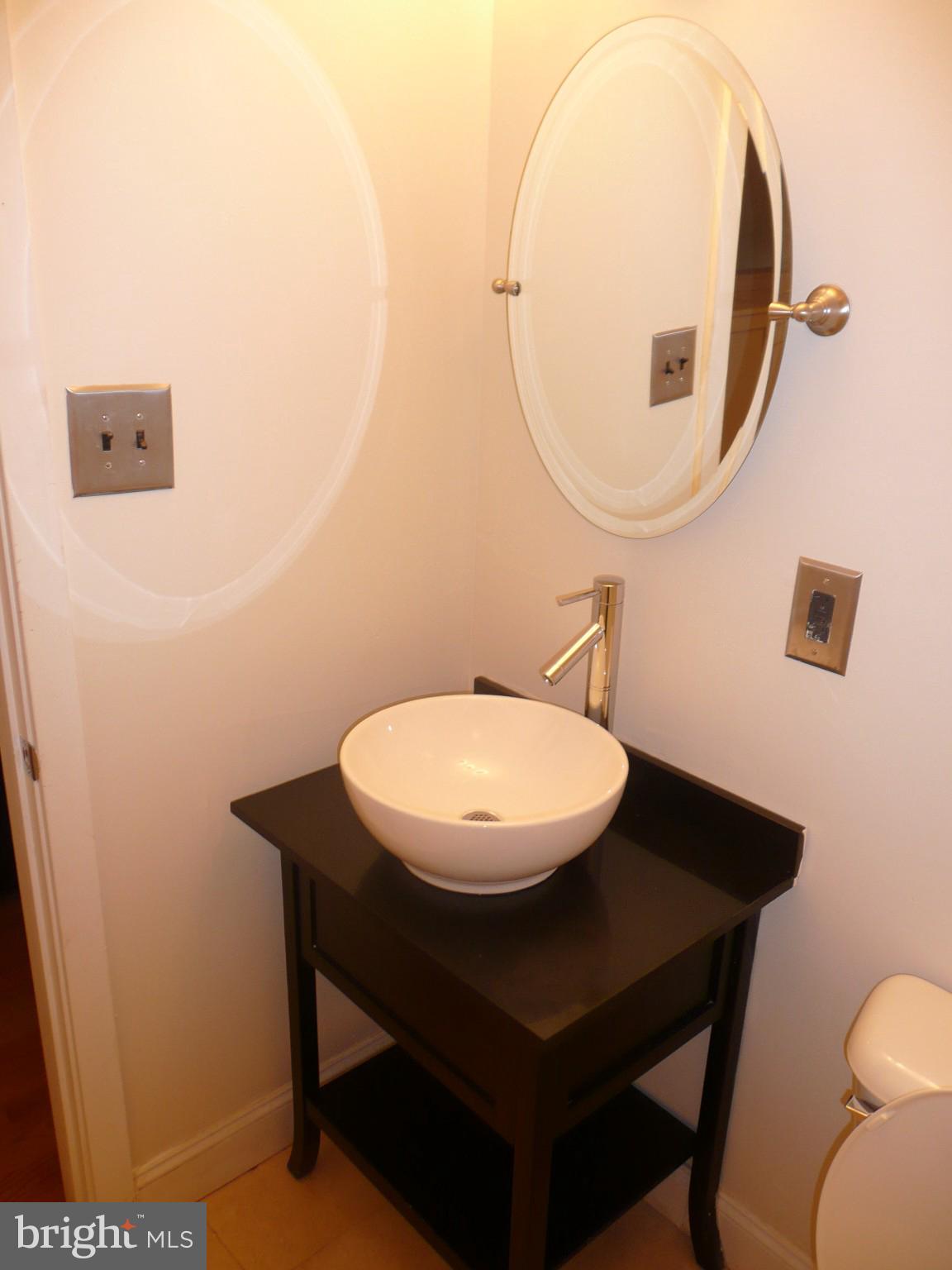 GRADUATE HOSPITAL - Residential Lease