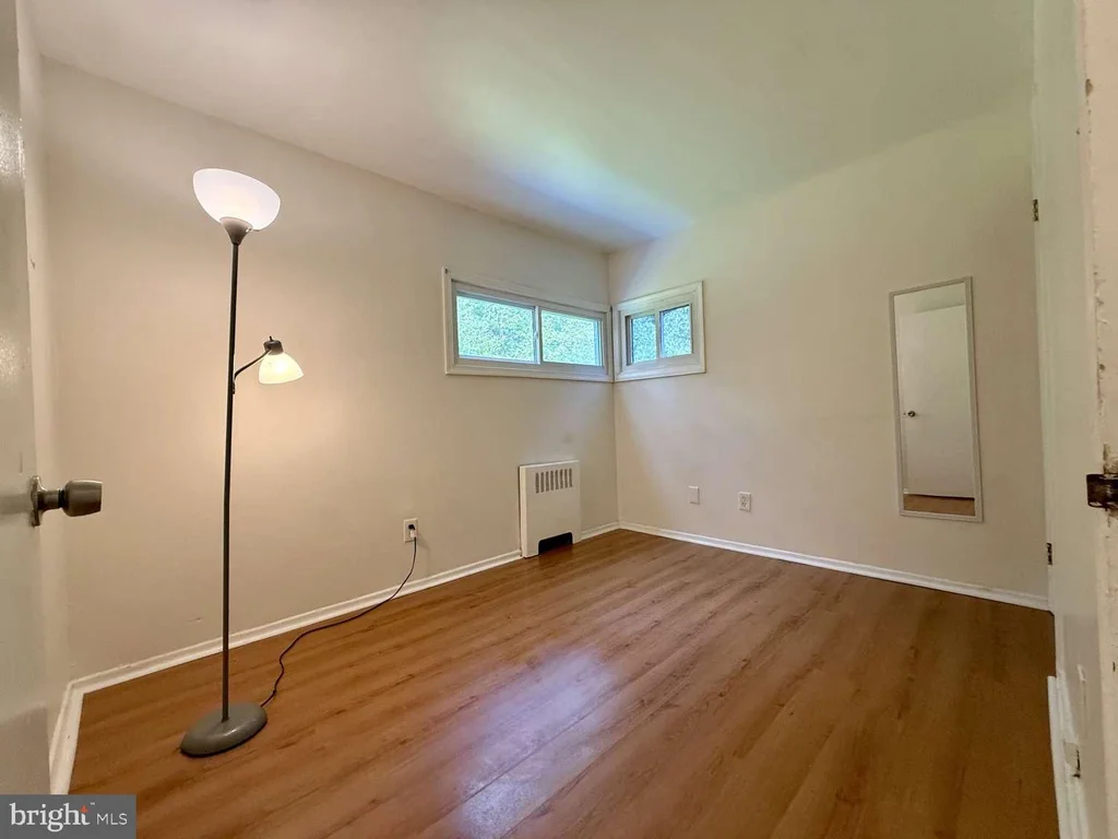 8 Connell Circle, Newark, DE 19711