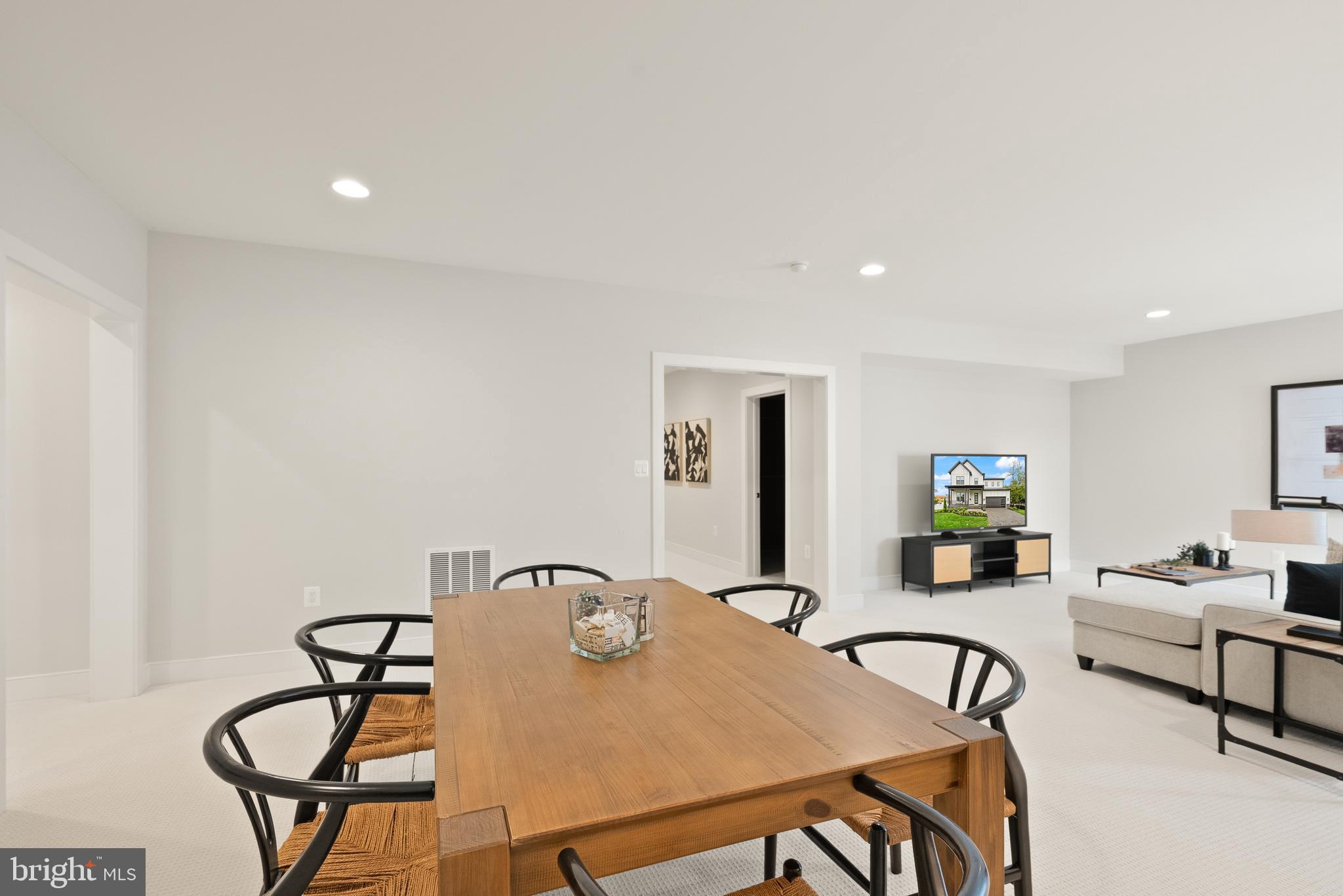 PIMMIT HILLS - Residential