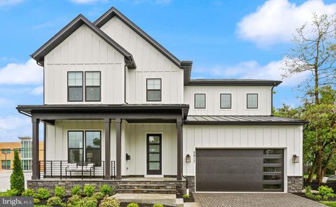 7421 HOWARD COURT FALLS CHURCH VA 22043