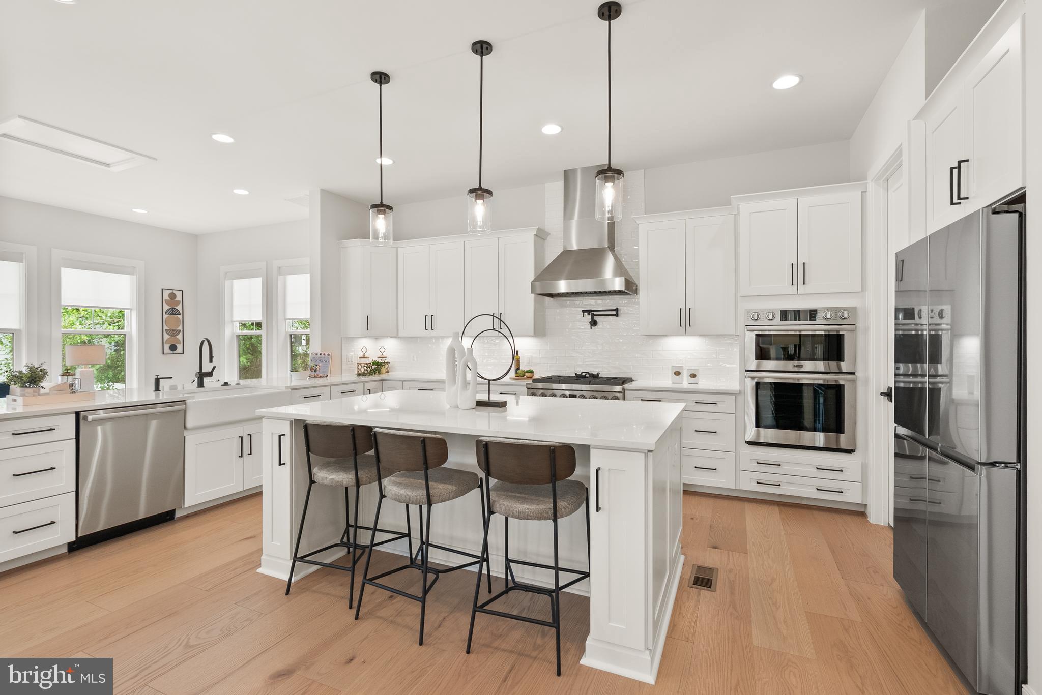 PIMMIT HILLS - Residential