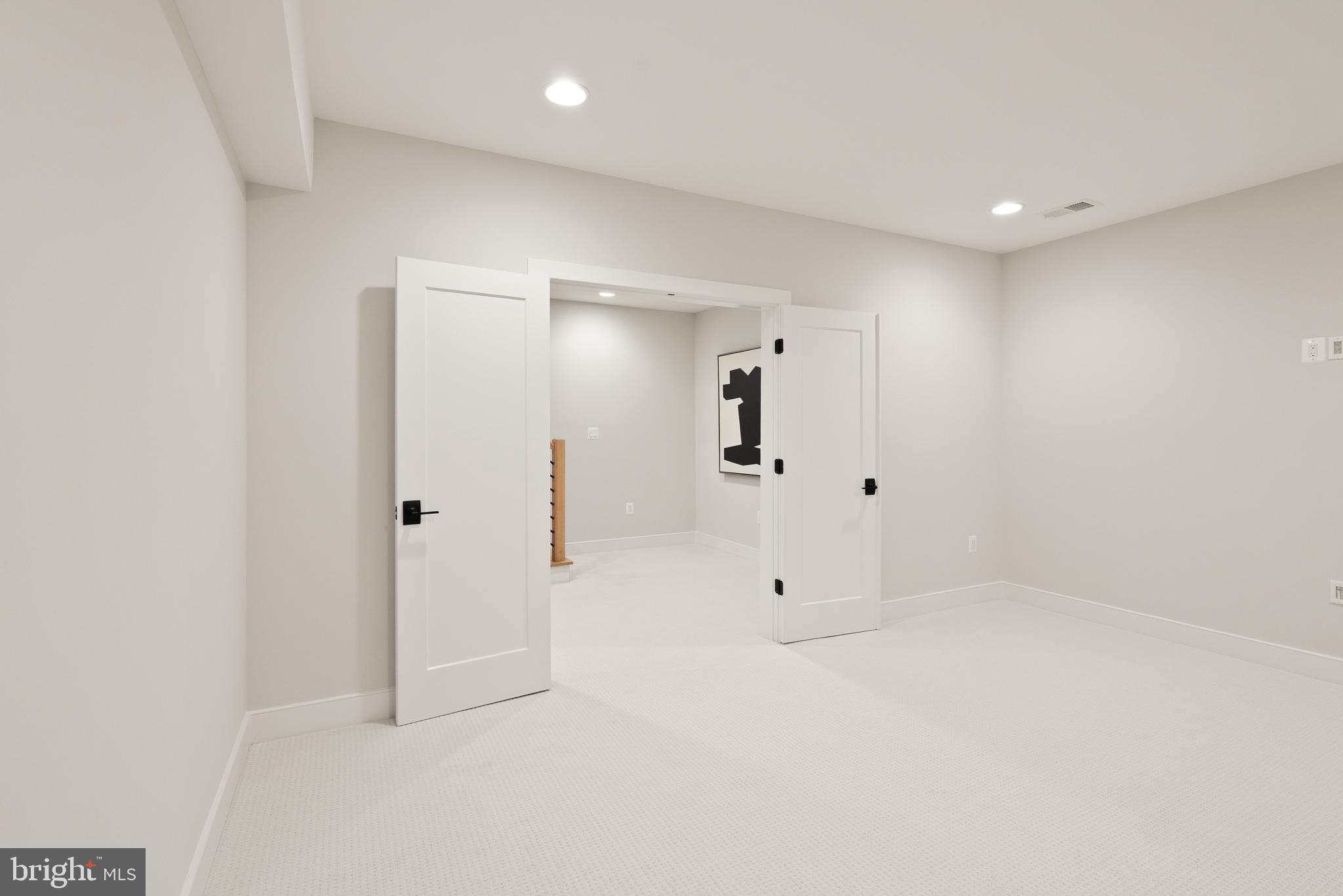 PIMMIT HILLS - Residential