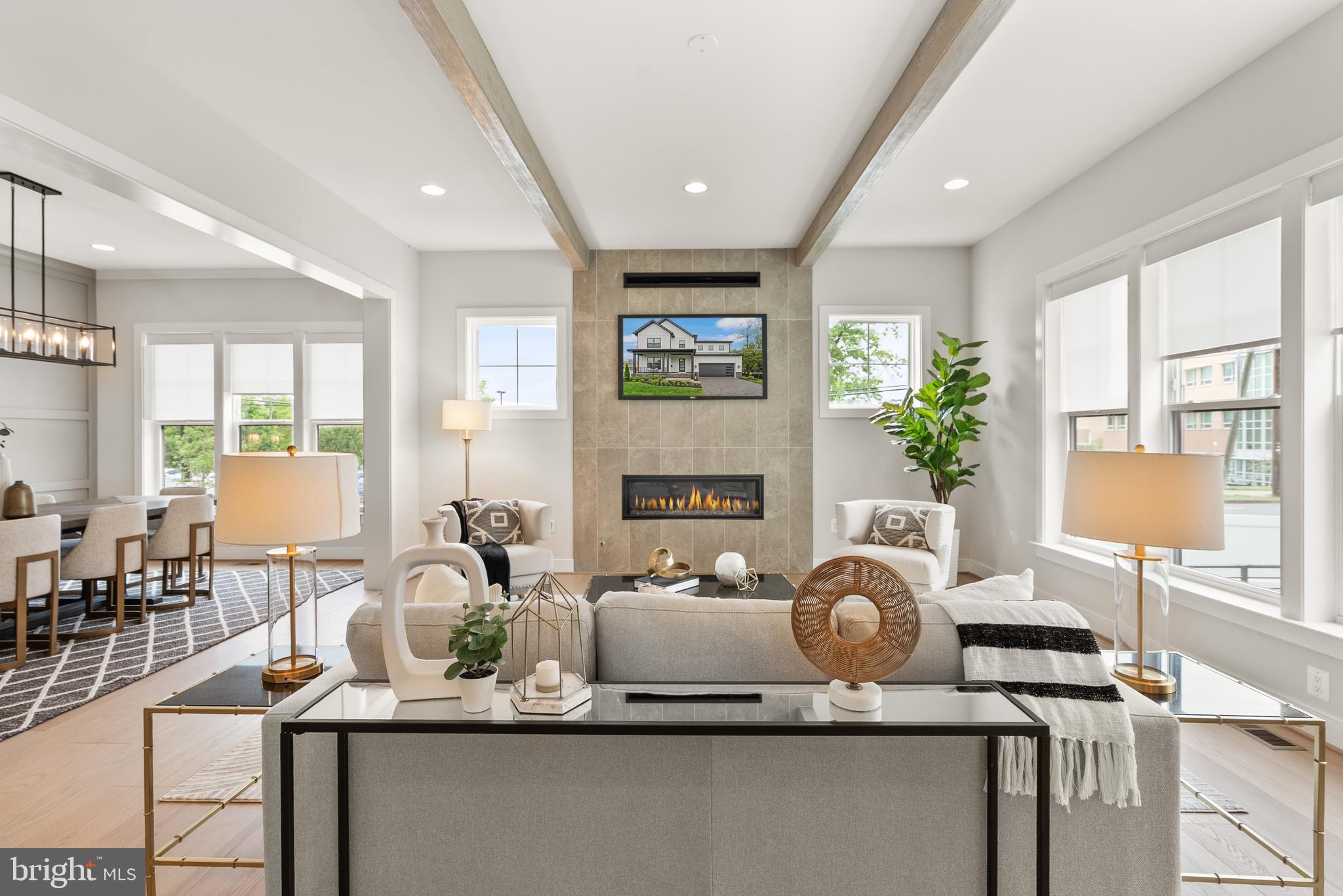 PIMMIT HILLS - Residential