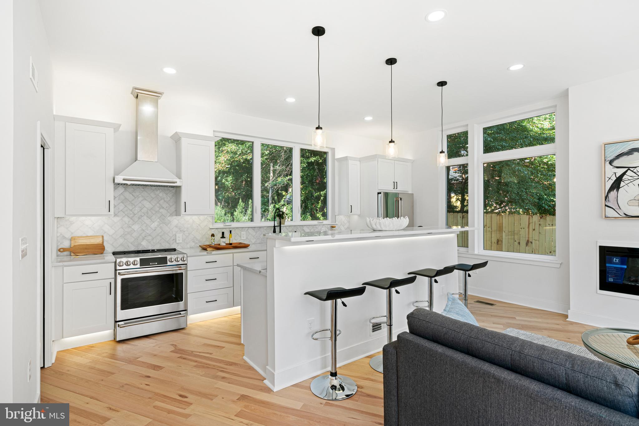 CEDAR PARK - Residential