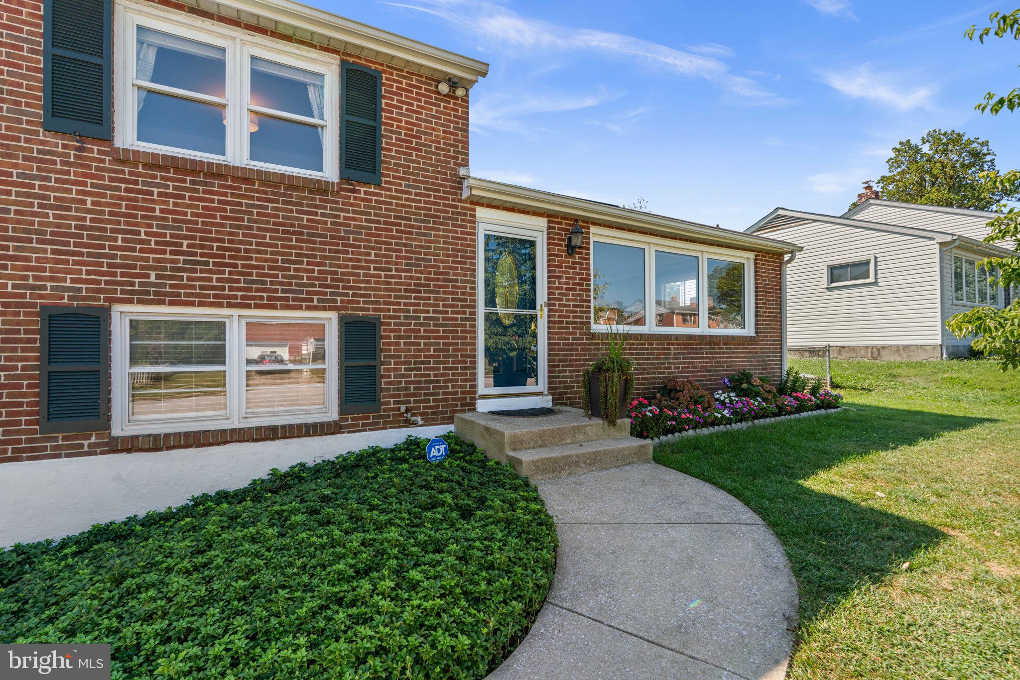 601 SOUTHMONT ROAD