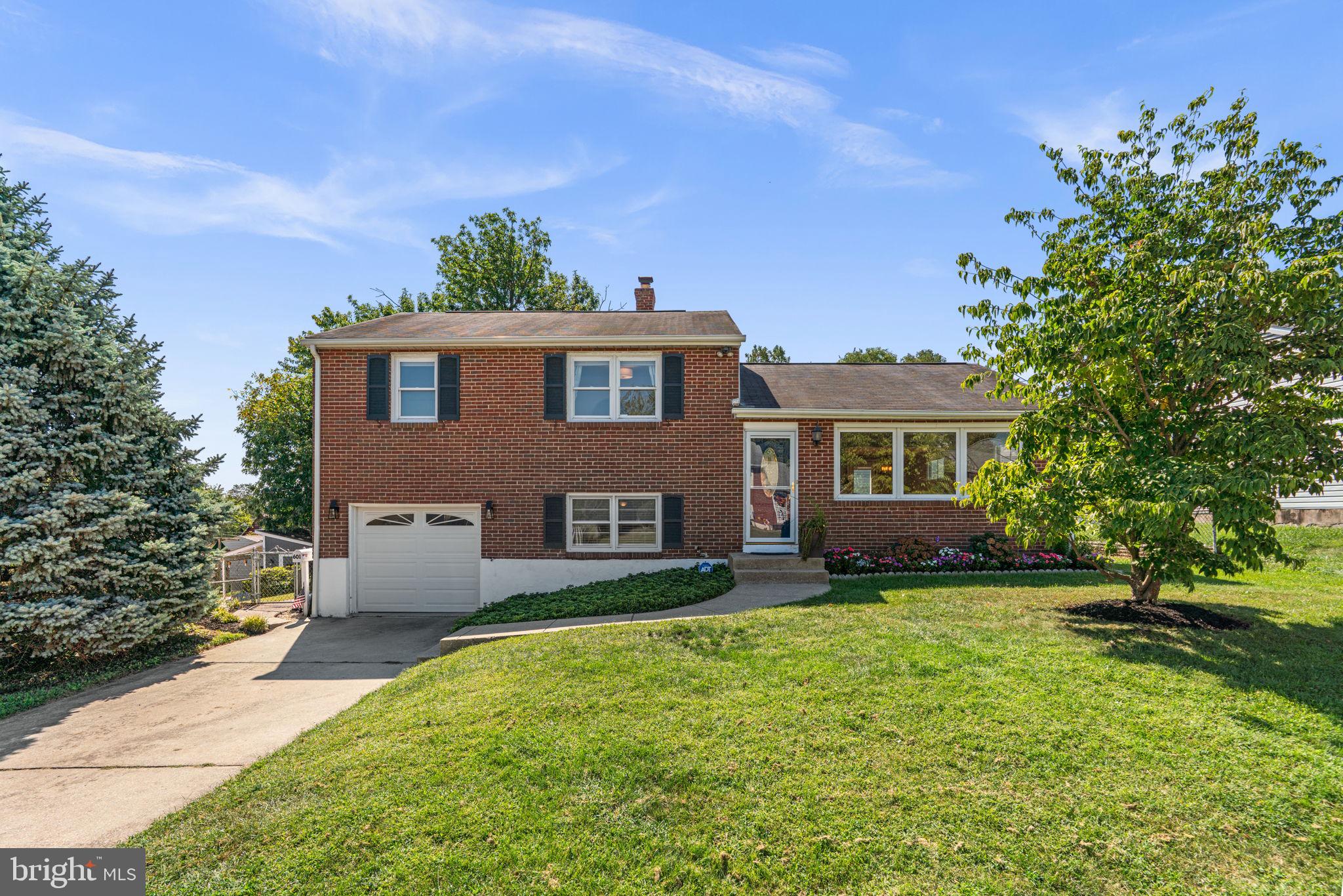 601 SOUTHMONT ROAD