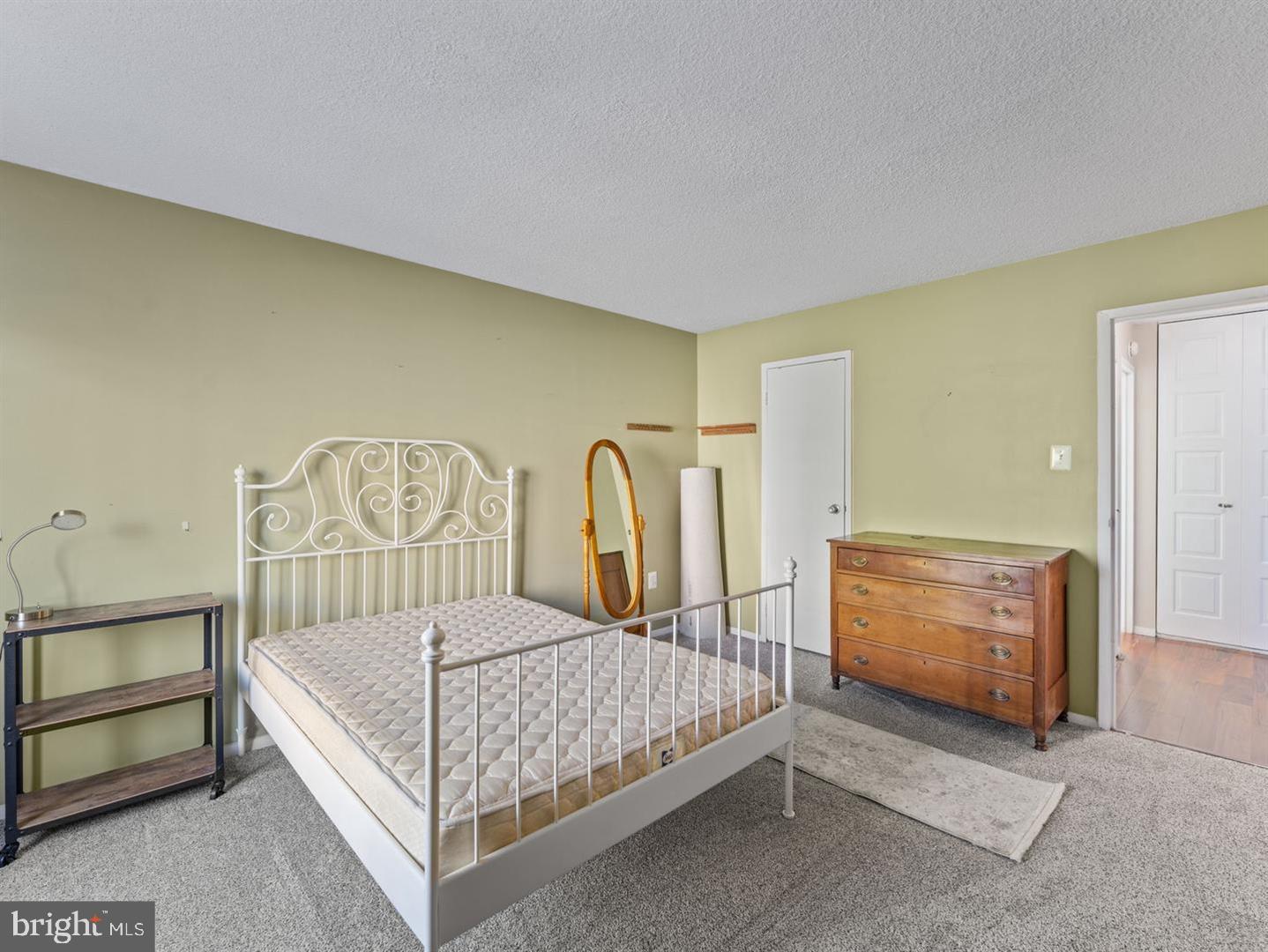 CENTURY SOUTH - Residential Lease