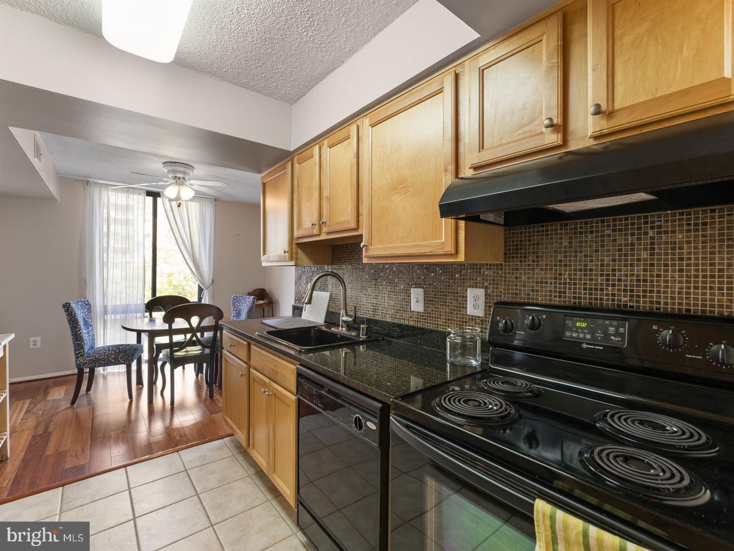 CENTURY SOUTH - Residential Lease