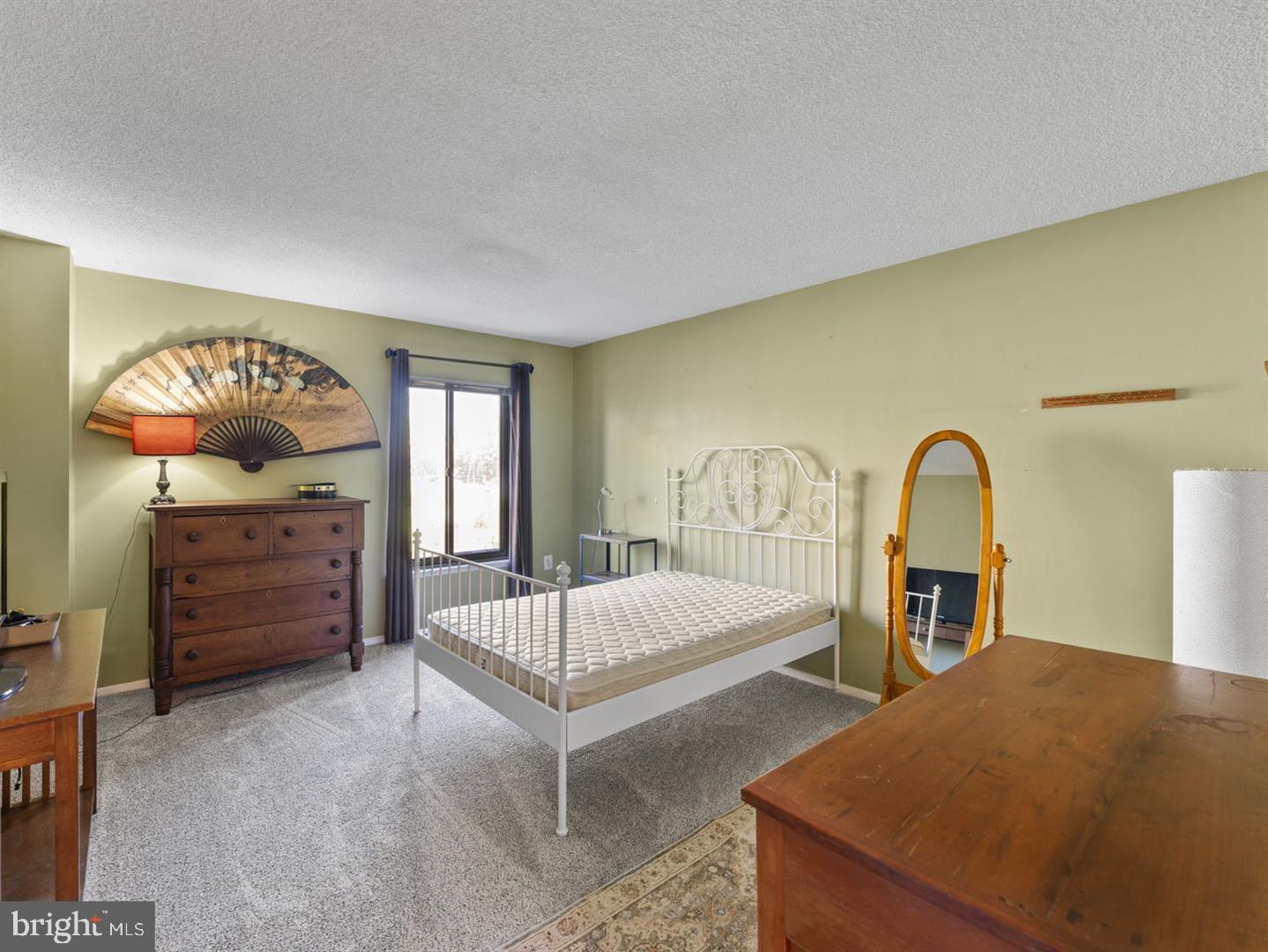 CENTURY SOUTH - Residential Lease