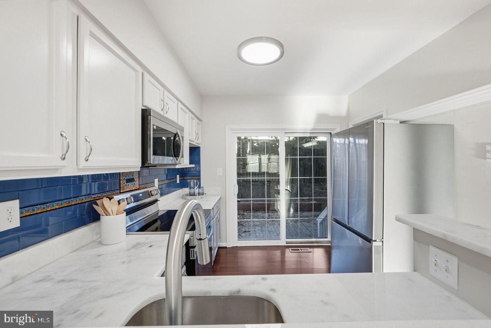 ST ANDREWS SQUARE - Residential