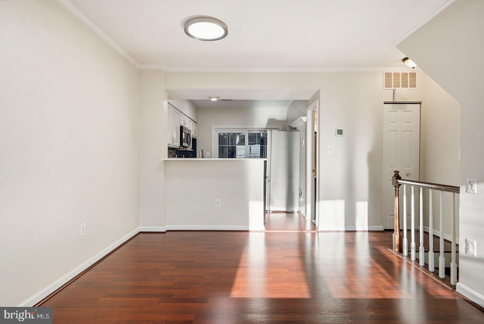 ST ANDREWS SQUARE - Residential