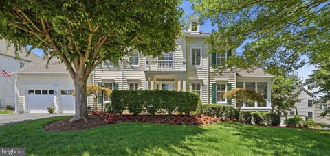 Photo of 13614 Weinstein Court, CENTREVILLE, VA 20120 (MLS # VAFX2322692)