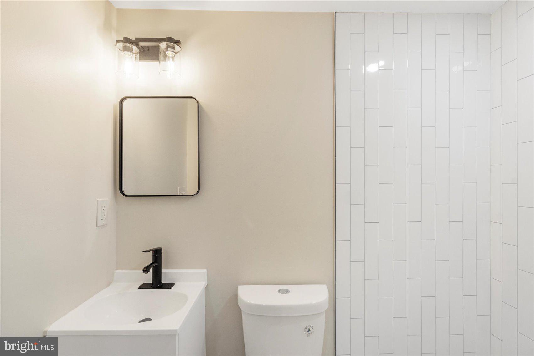 MONDAWMIN - Residential