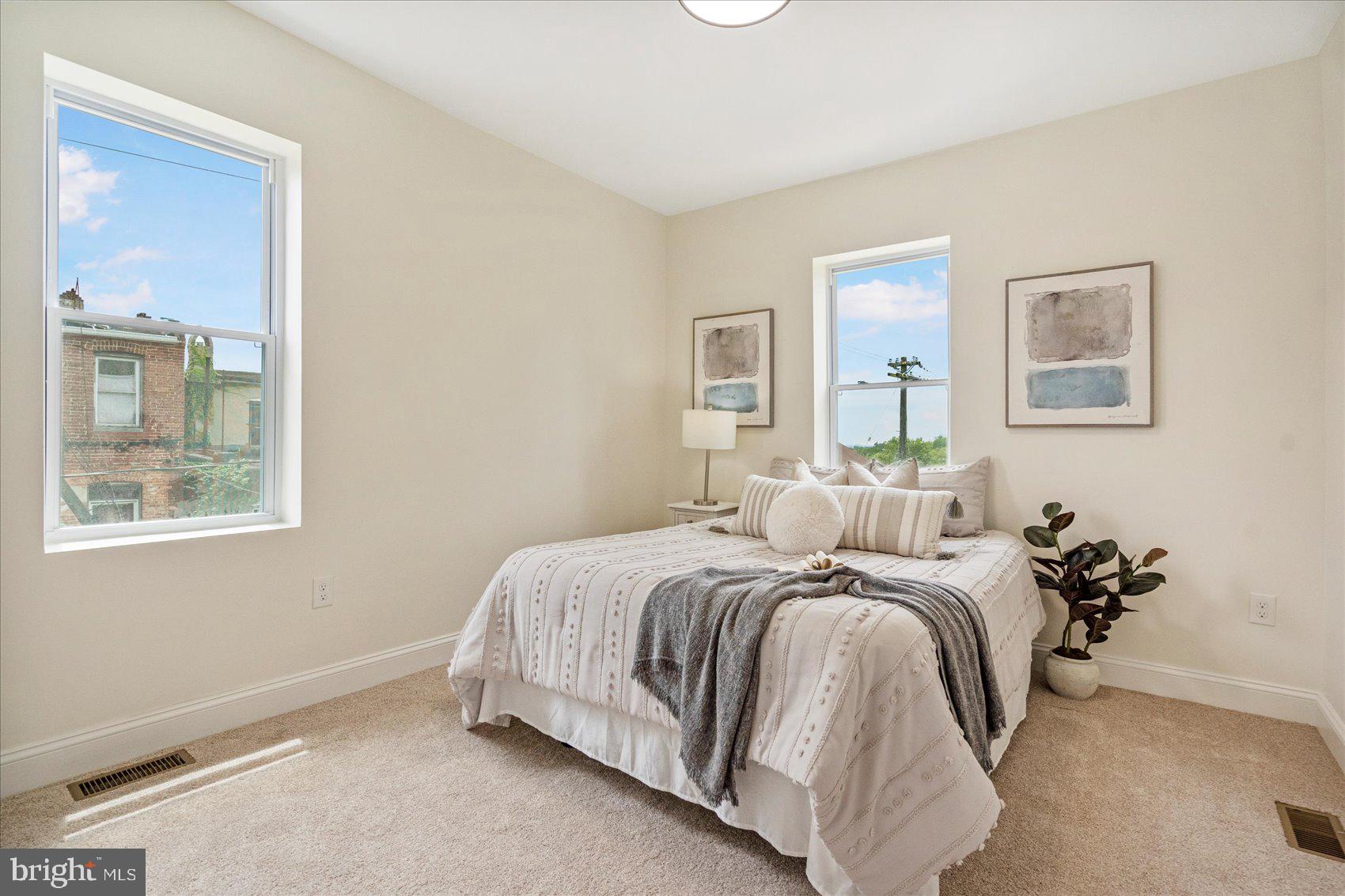 MONDAWMIN - Residential