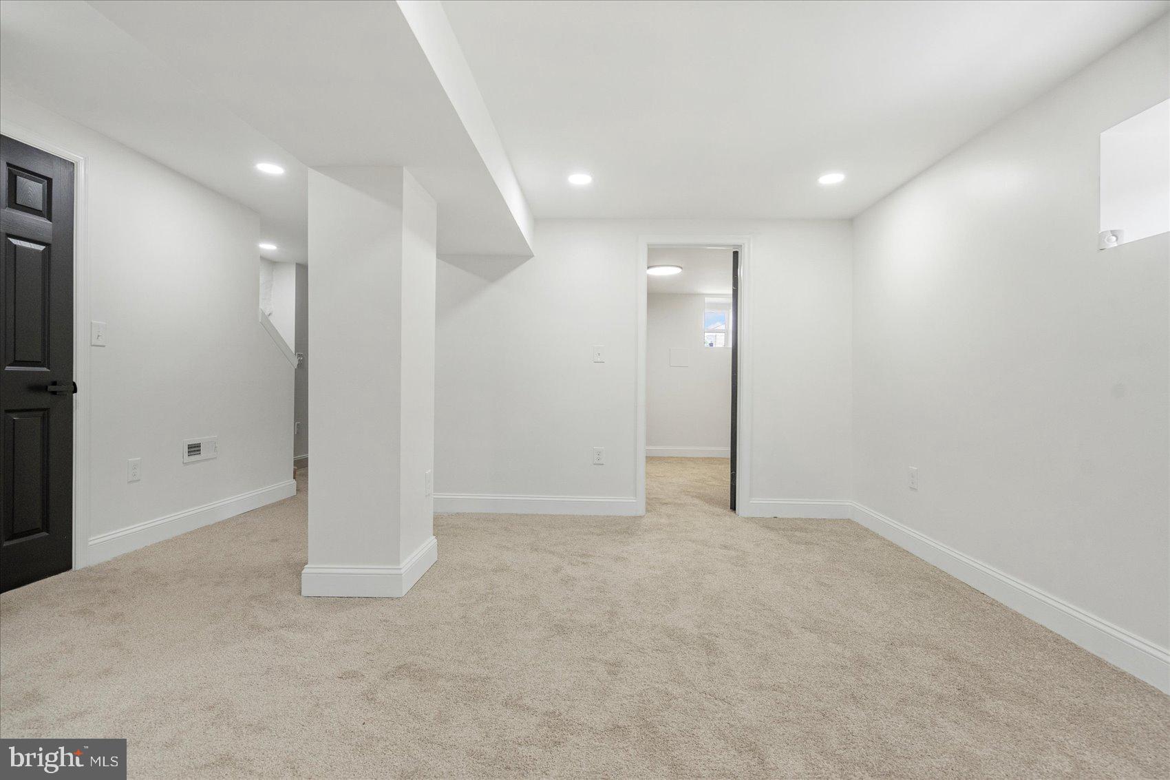 MONDAWMIN - Residential