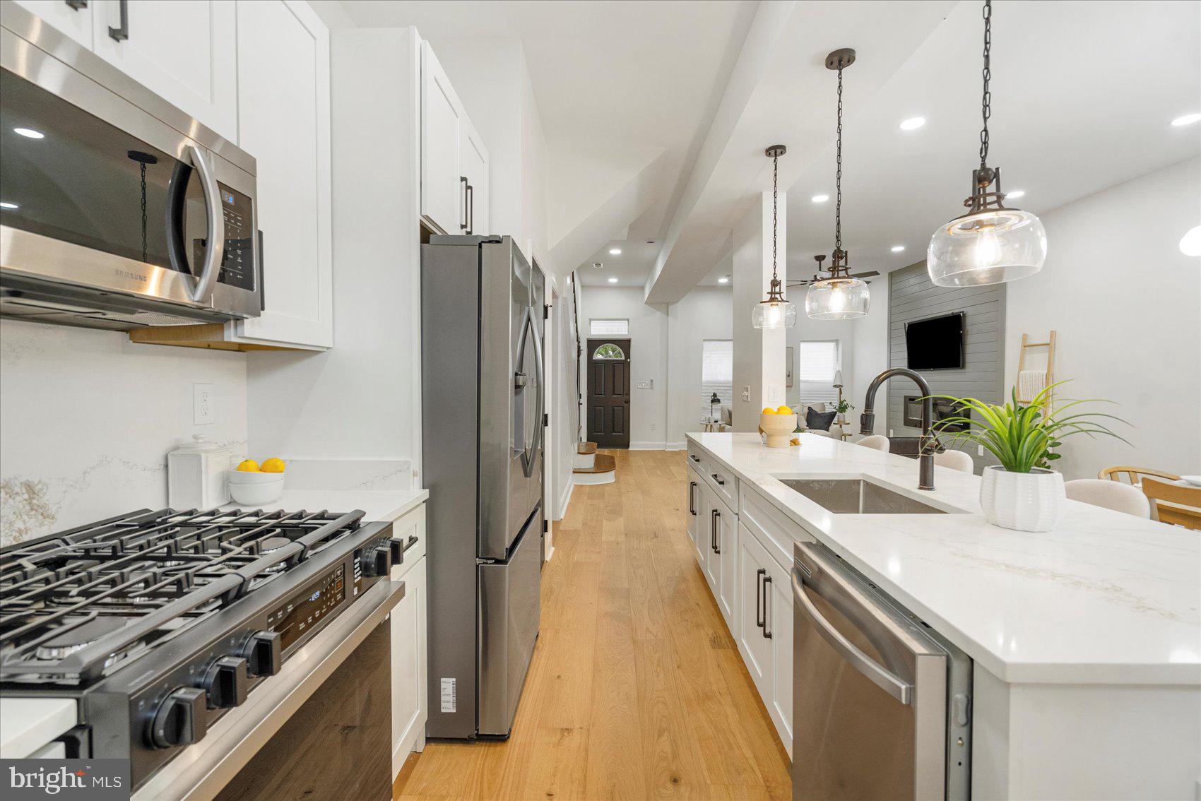 MONDAWMIN - Residential