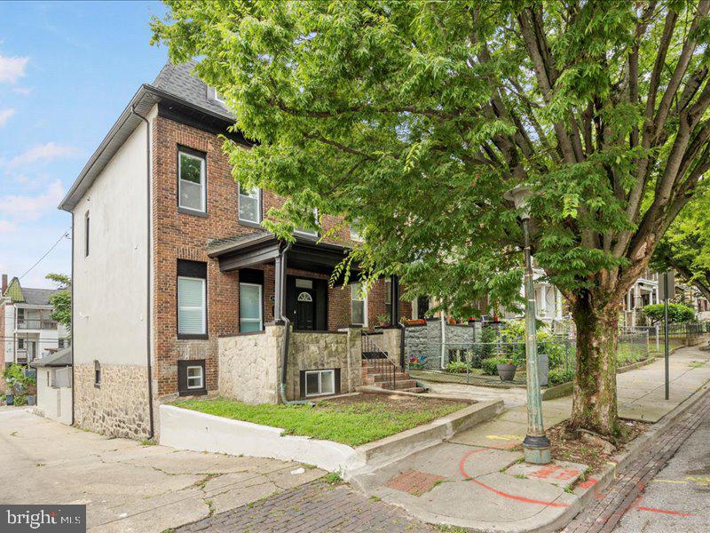 MONDAWMIN - Residential