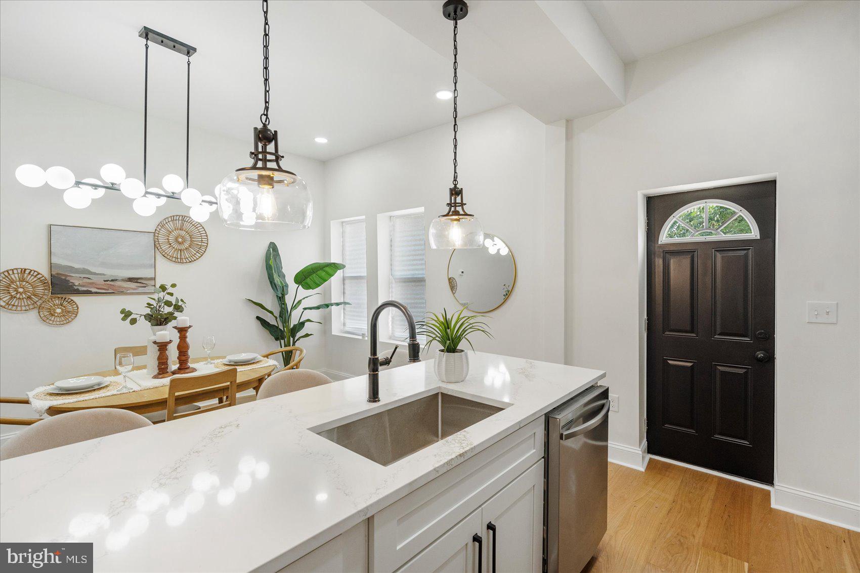 MONDAWMIN - Residential