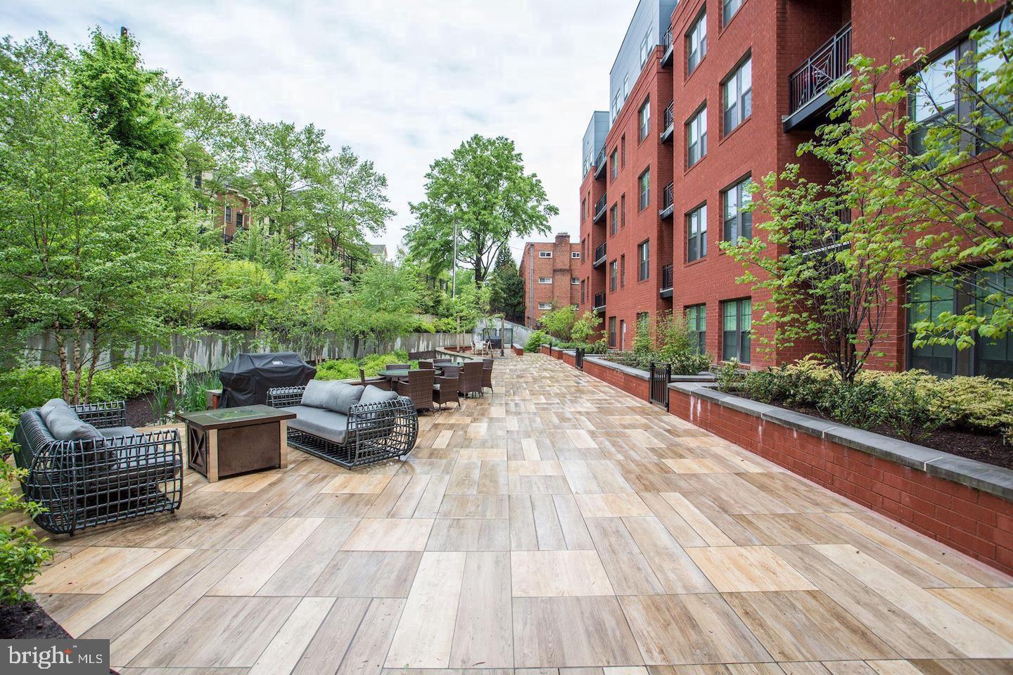 KEY AND NASH - Residential Lease