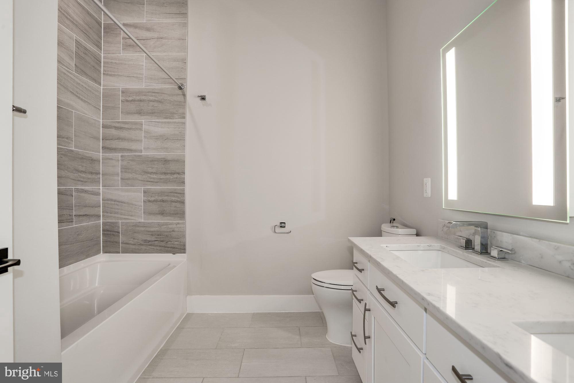 KEY AND NASH - Residential Lease