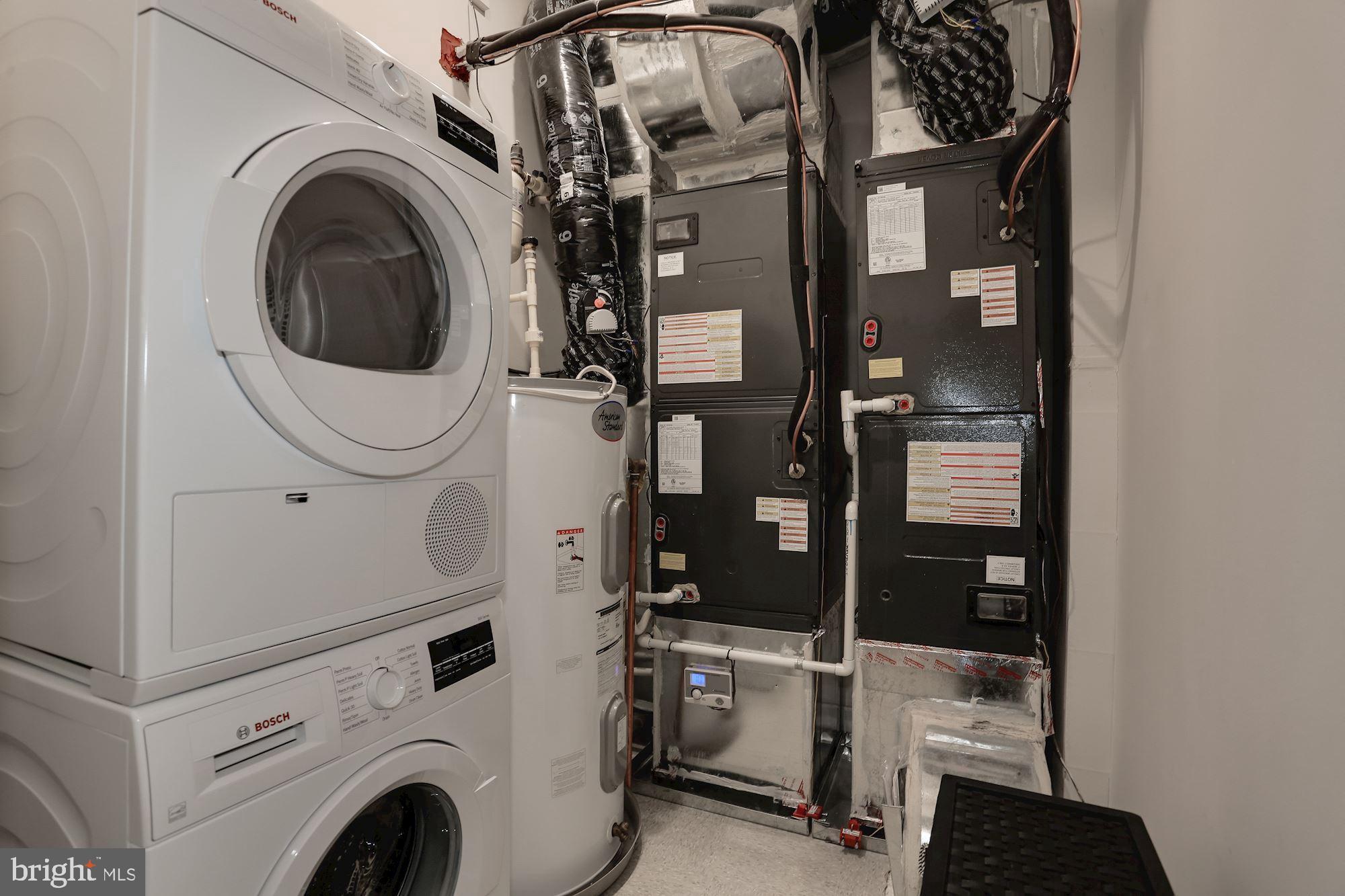 KEY AND NASH - Residential Lease