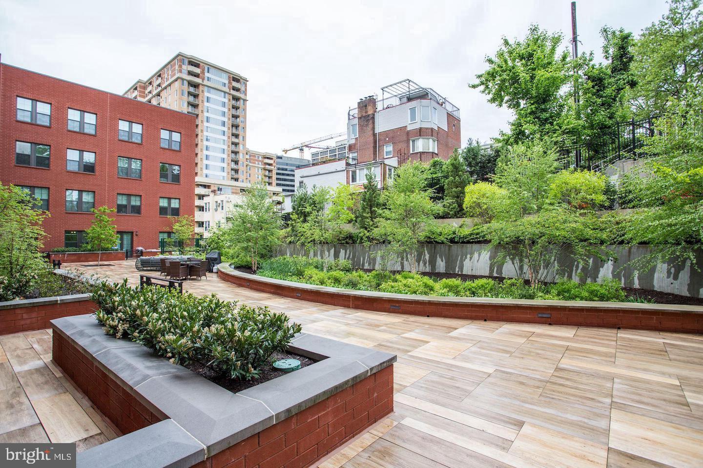 KEY AND NASH - Residential Lease