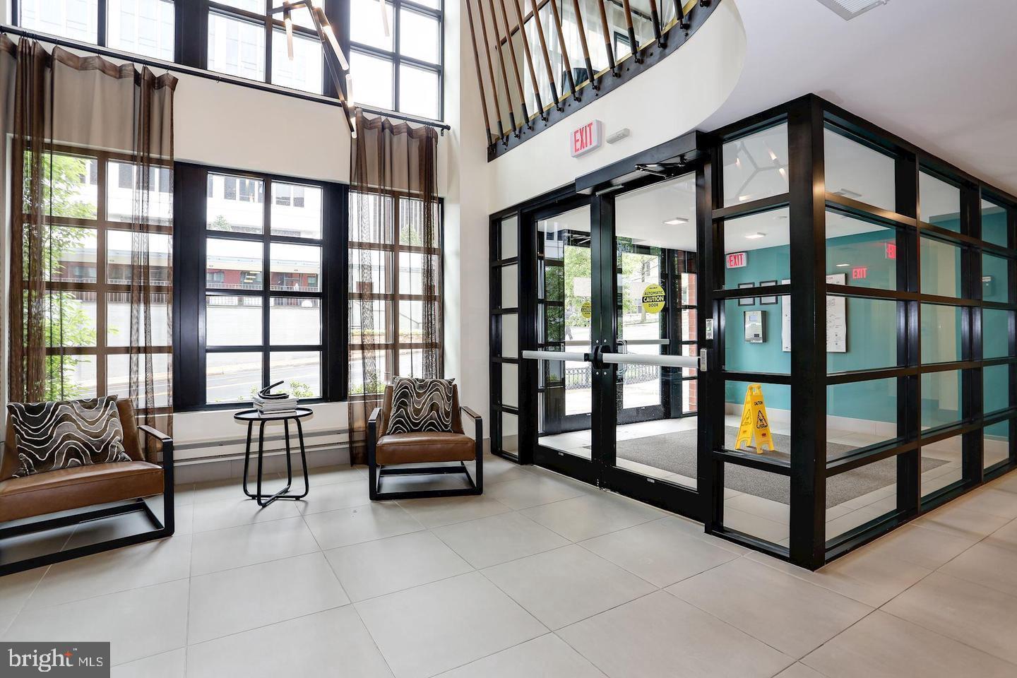 KEY AND NASH - Residential Lease