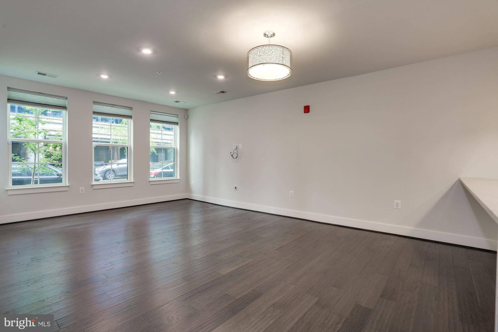 KEY AND NASH - Residential Lease