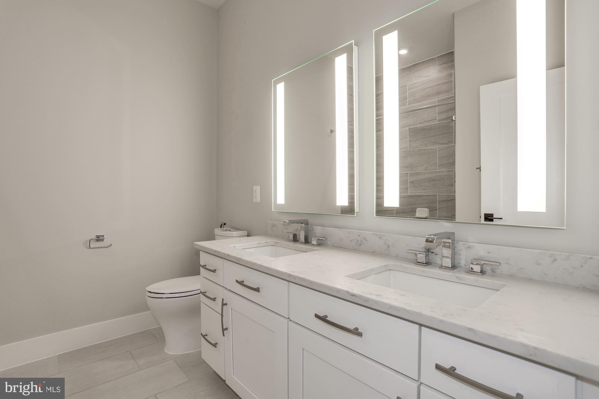 KEY AND NASH - Residential Lease