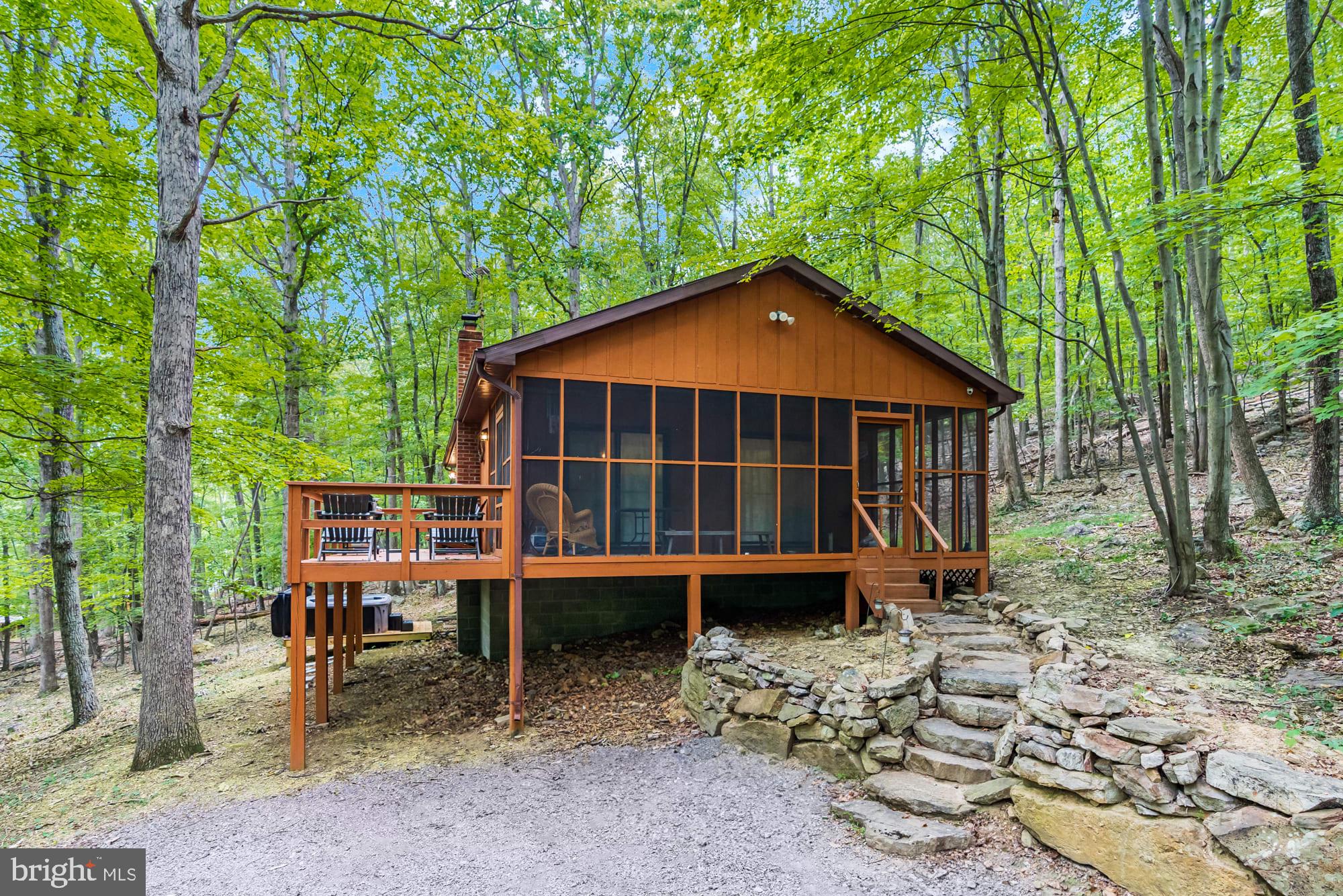 ROUSE MOUNTAIN - Residential