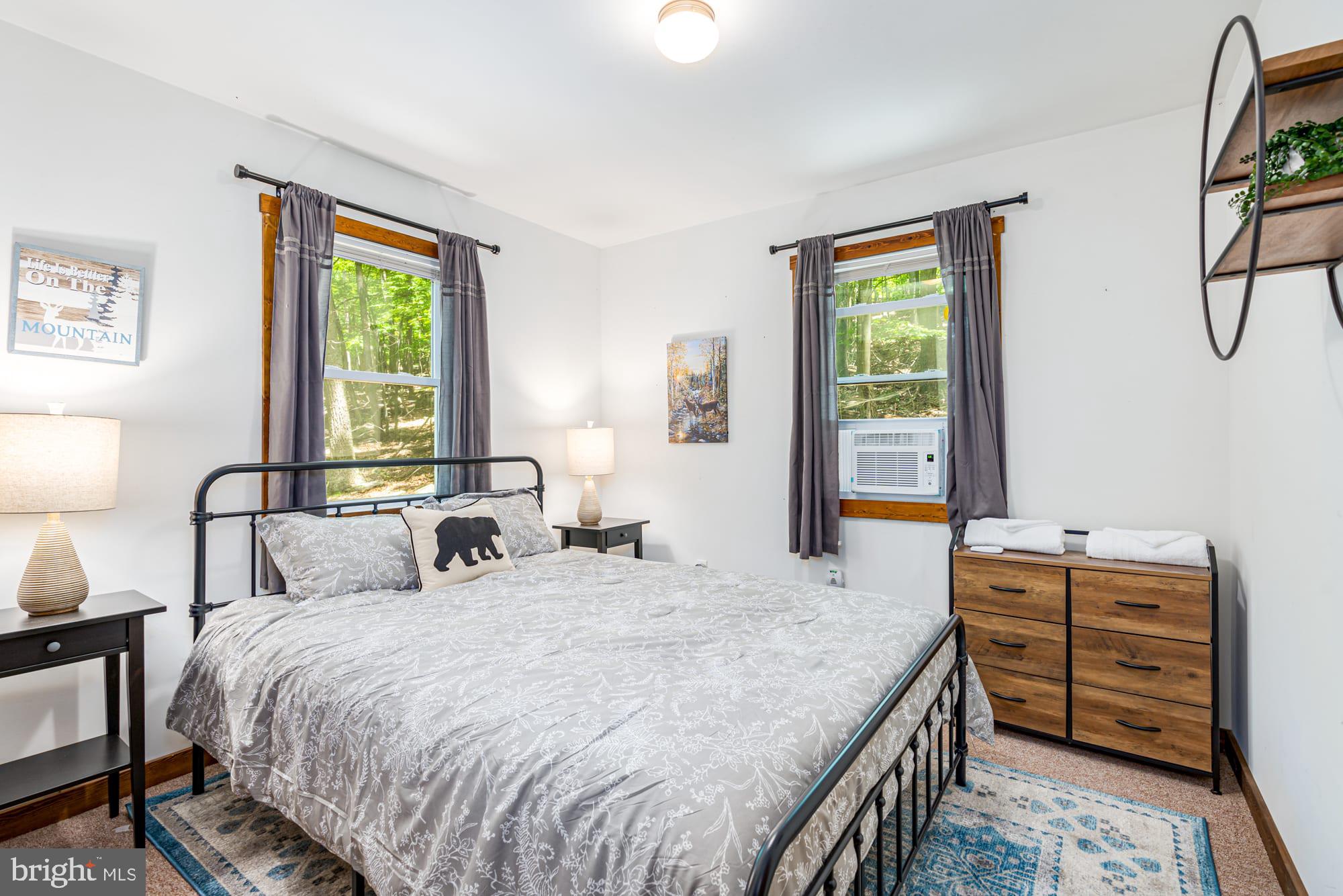 ROUSE MOUNTAIN - Residential